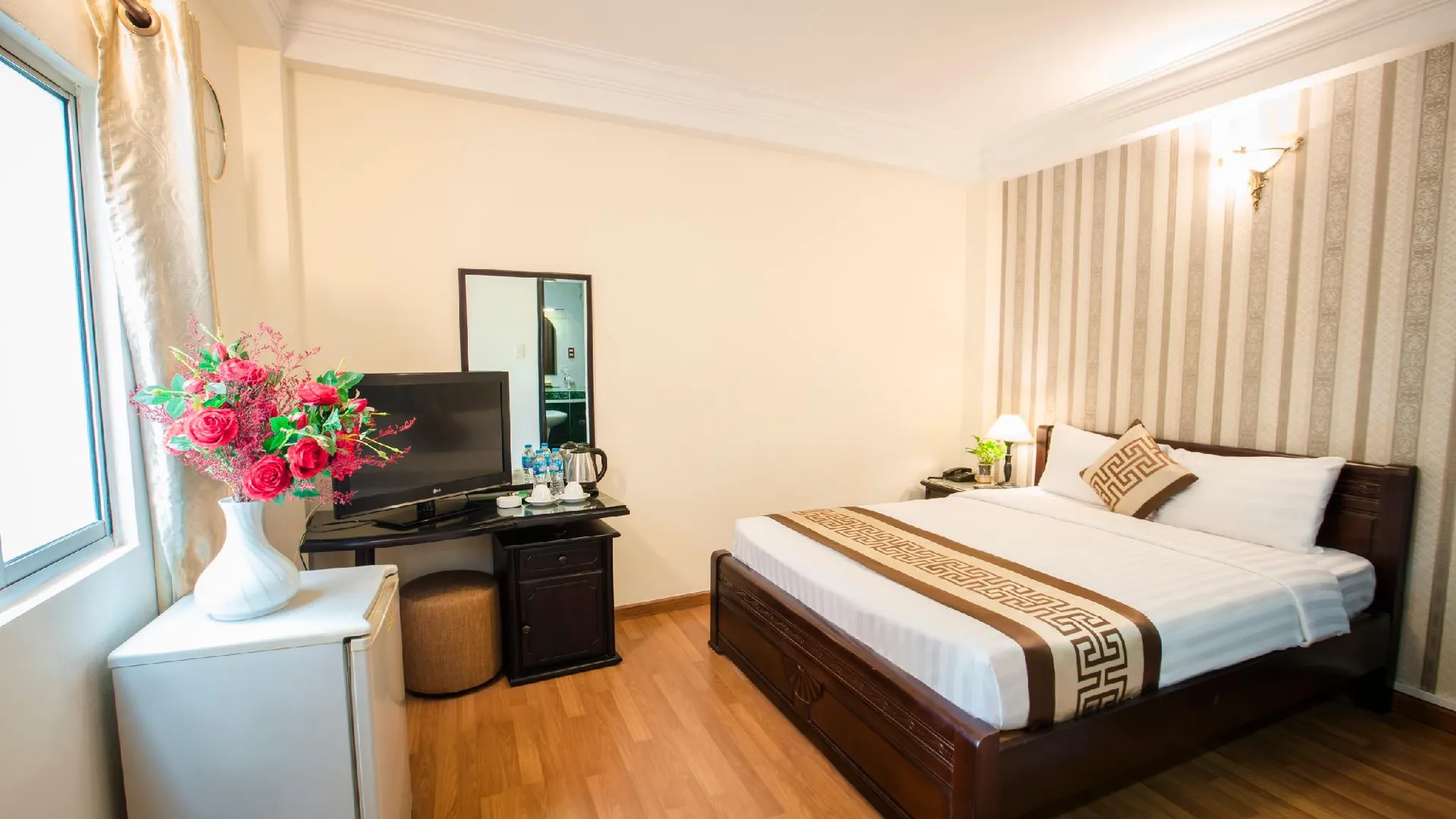 호치민 탄 투 호텔 2성급 호텔 전망