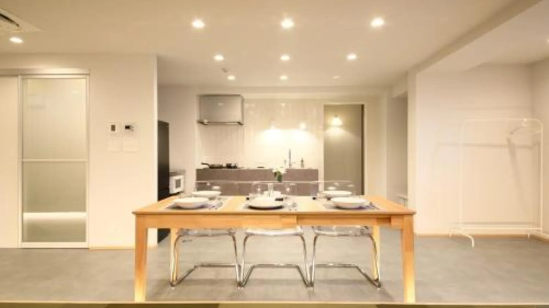 오사카 주소의 프라이빗 하우스 (m², 침실 1개, 프라이빗 욕실 1개) 3성급 게스트하우스 로비