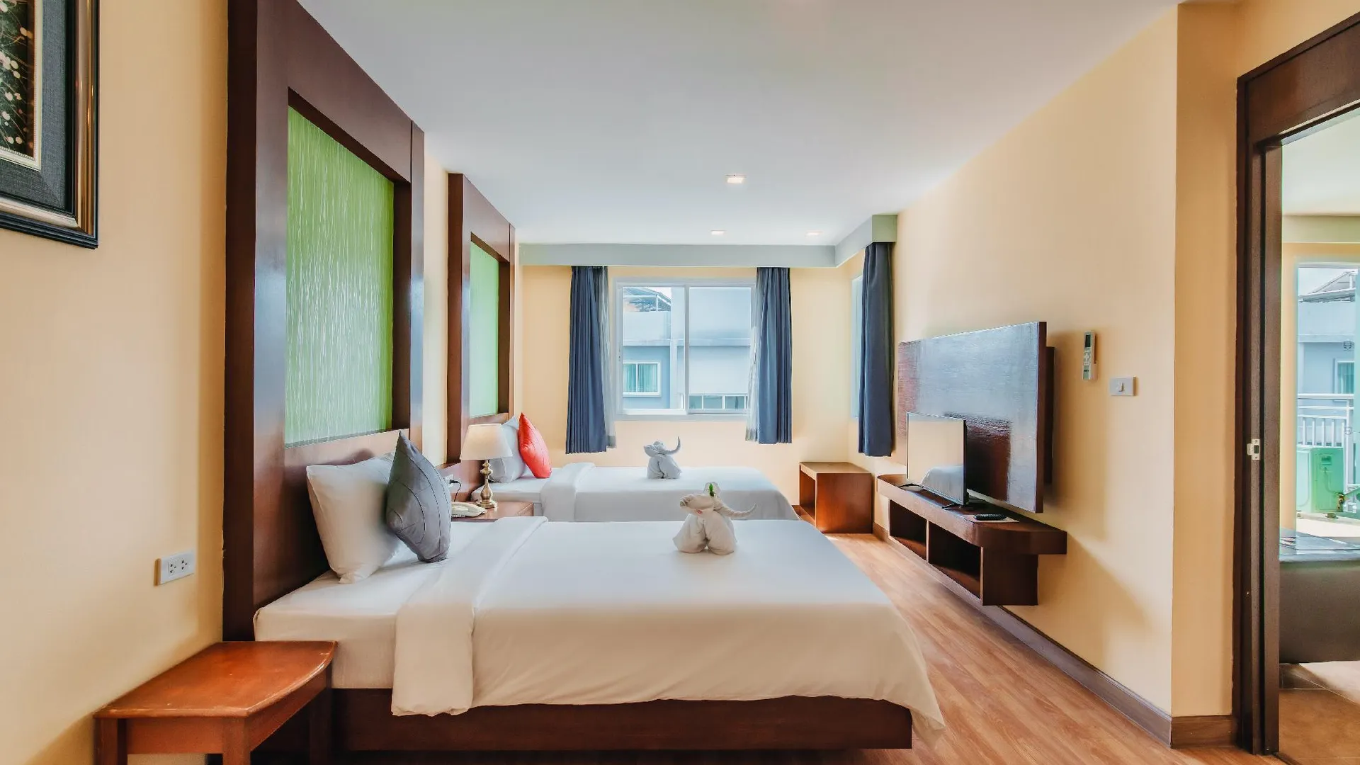 푸켓 엘리트 스위트 파통 4성급 호텔 전망