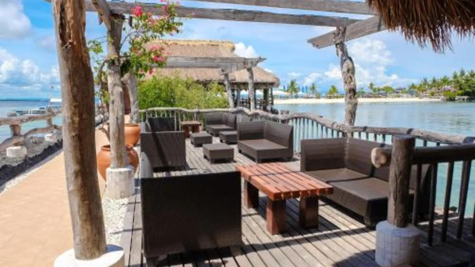 세부 블루워터 마리바고 비치 리조트 4성급 호텔 외관