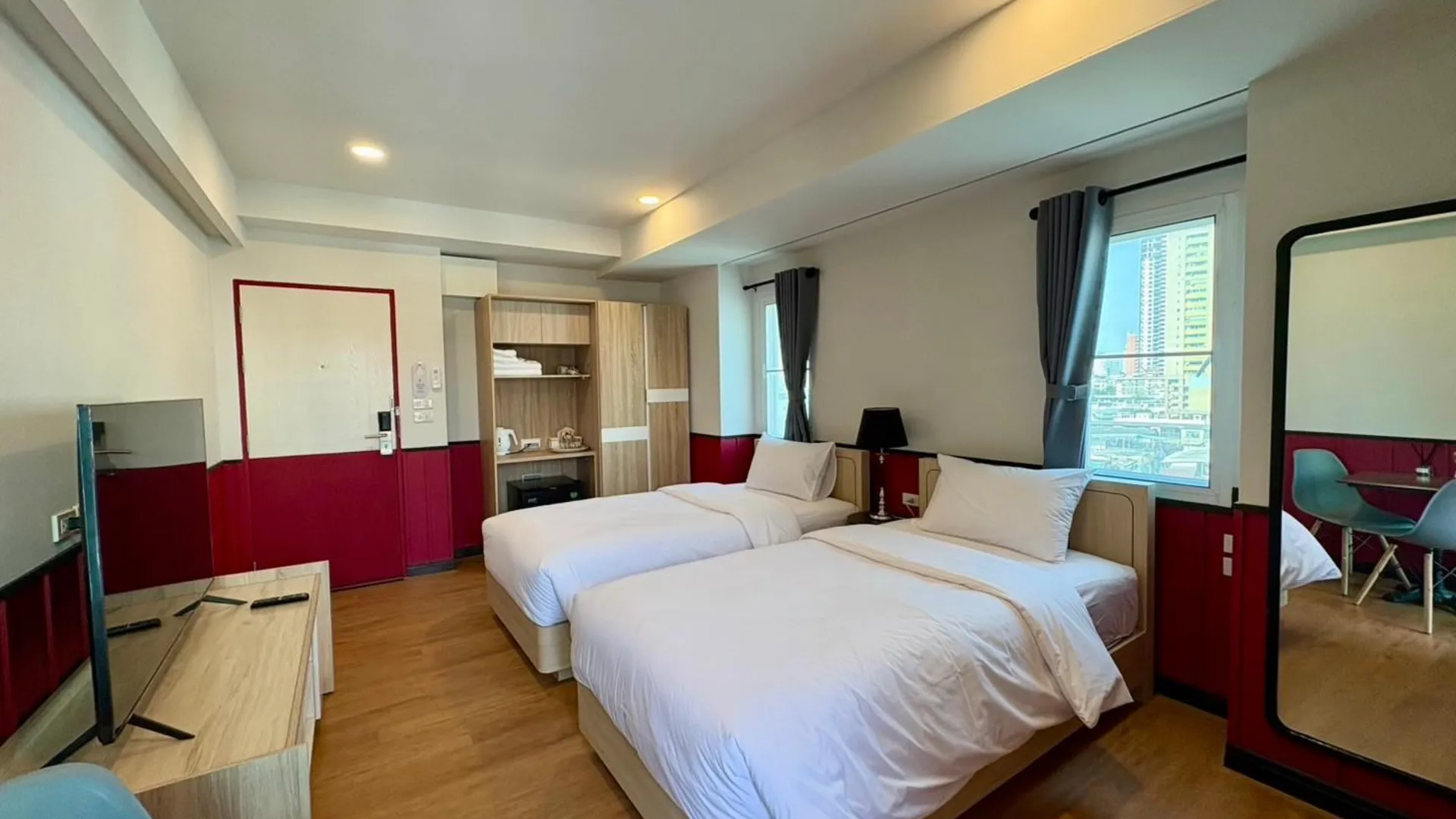 방콕 유 사바이 호텔 3성급 호텔 스위트룸