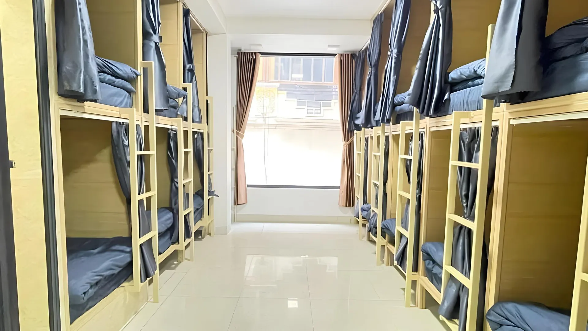 사파 사빠 도심의 프라이빗 하우스 (100m², 침실 3개, 프라이빗 욕실 7개) 4성급 게스트하우스 수영장