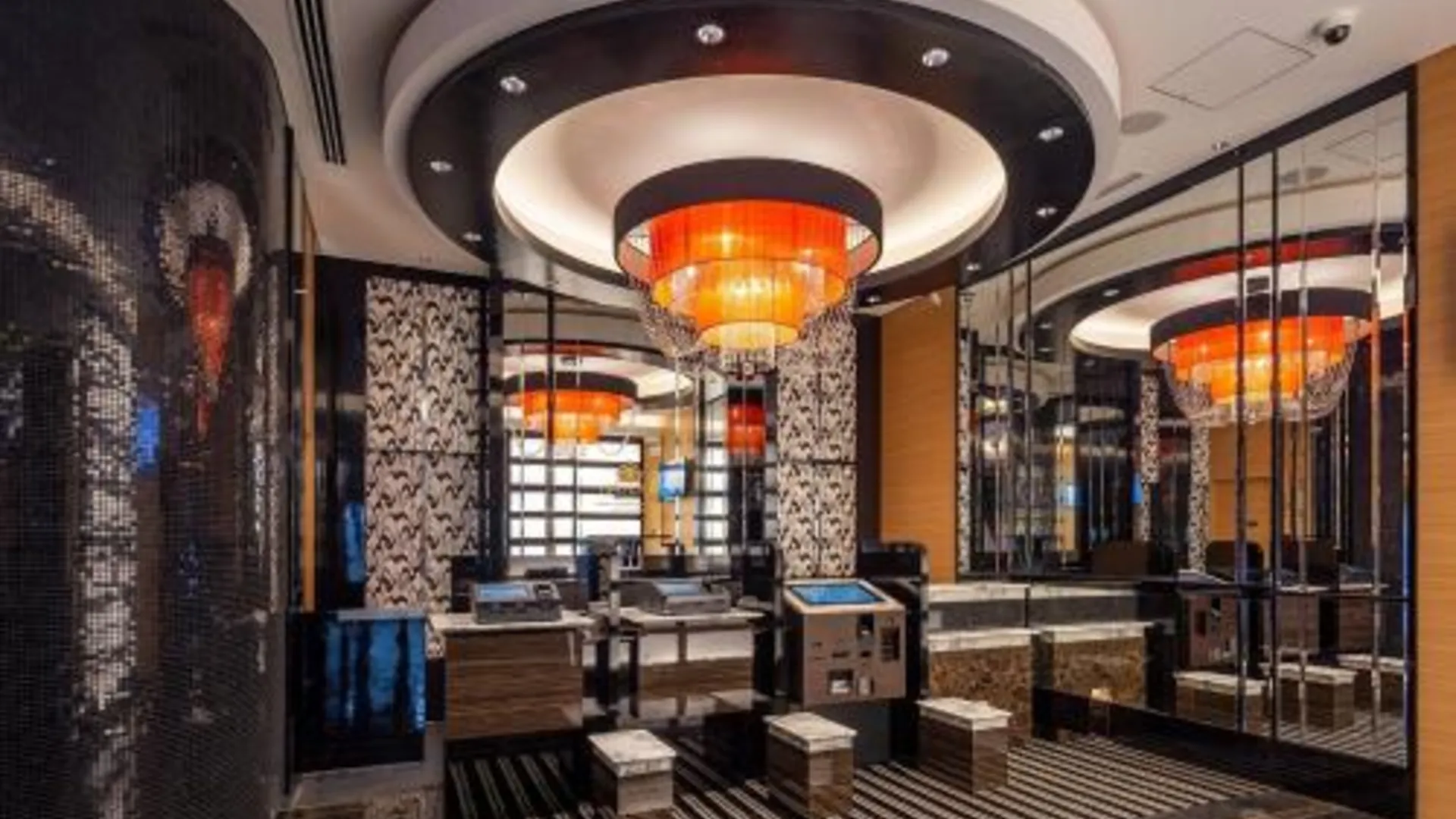 도쿄 / 동경 APA 호텔 오모리 에키마에 3성급 호텔 외관