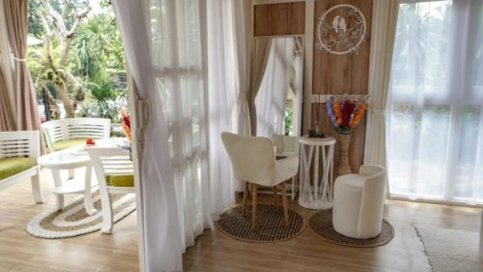 발리 The River Island Sidemen 호텔 외관