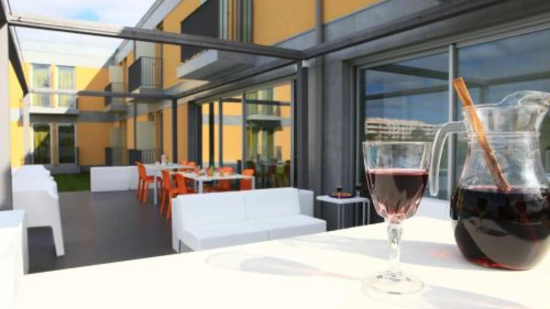 파로 호텔 3K 파로 아에로포르토 3성급 호텔 로비