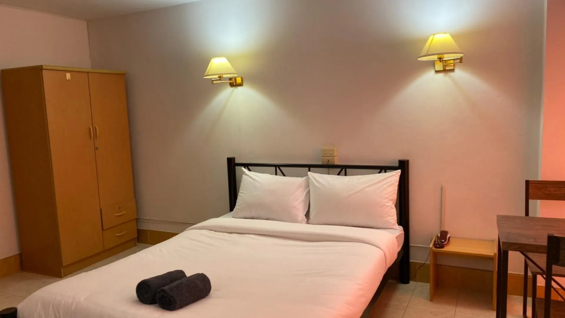 방콕 Daratorn Vibhavadi Standard  D 5 2성급 싱글룸 레스토랑