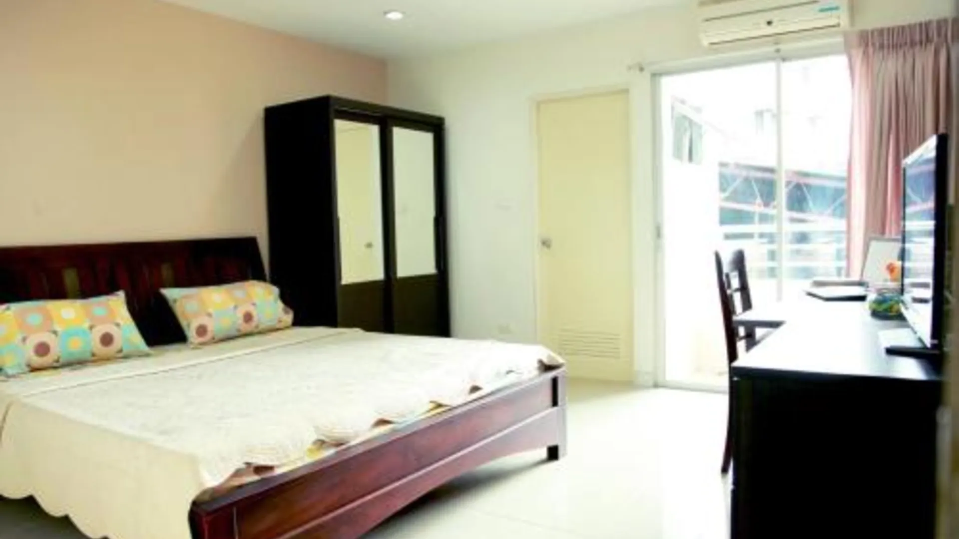 방콕 Mee sook Hotel and Residence 3성급 호텔 스위트룸