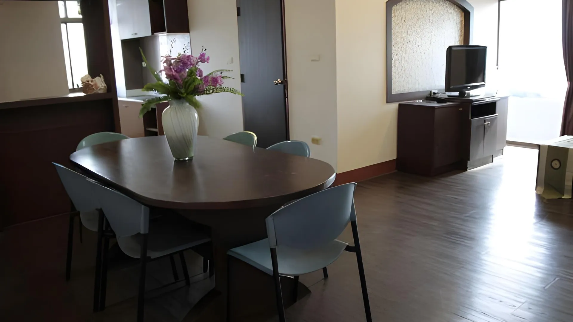 방콕 타라 가든 호텔 4성급 호텔 부대시설