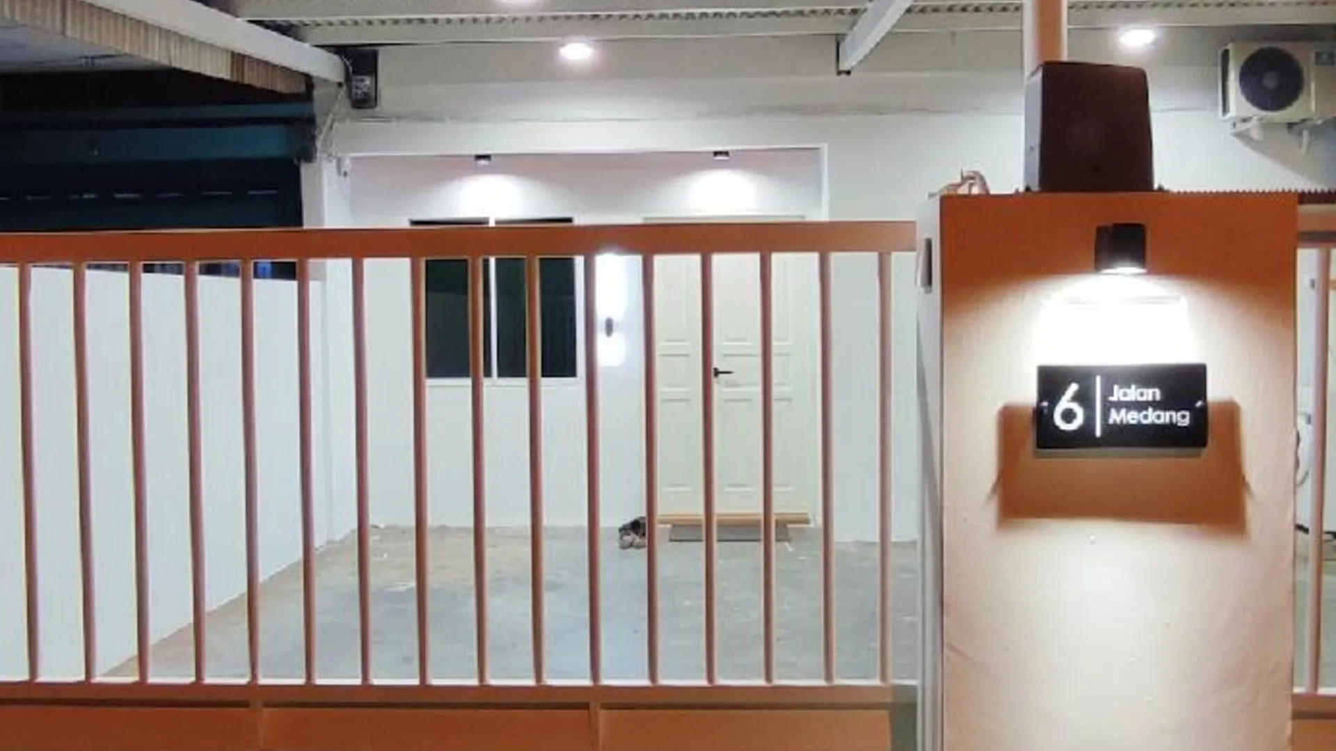 바투 파핫 바투 파핫 시티 센터의 프라이빗 하우스 (m², 침실 3개, 프라이빗 욕실 2개) 2성급 싱글룸 객실