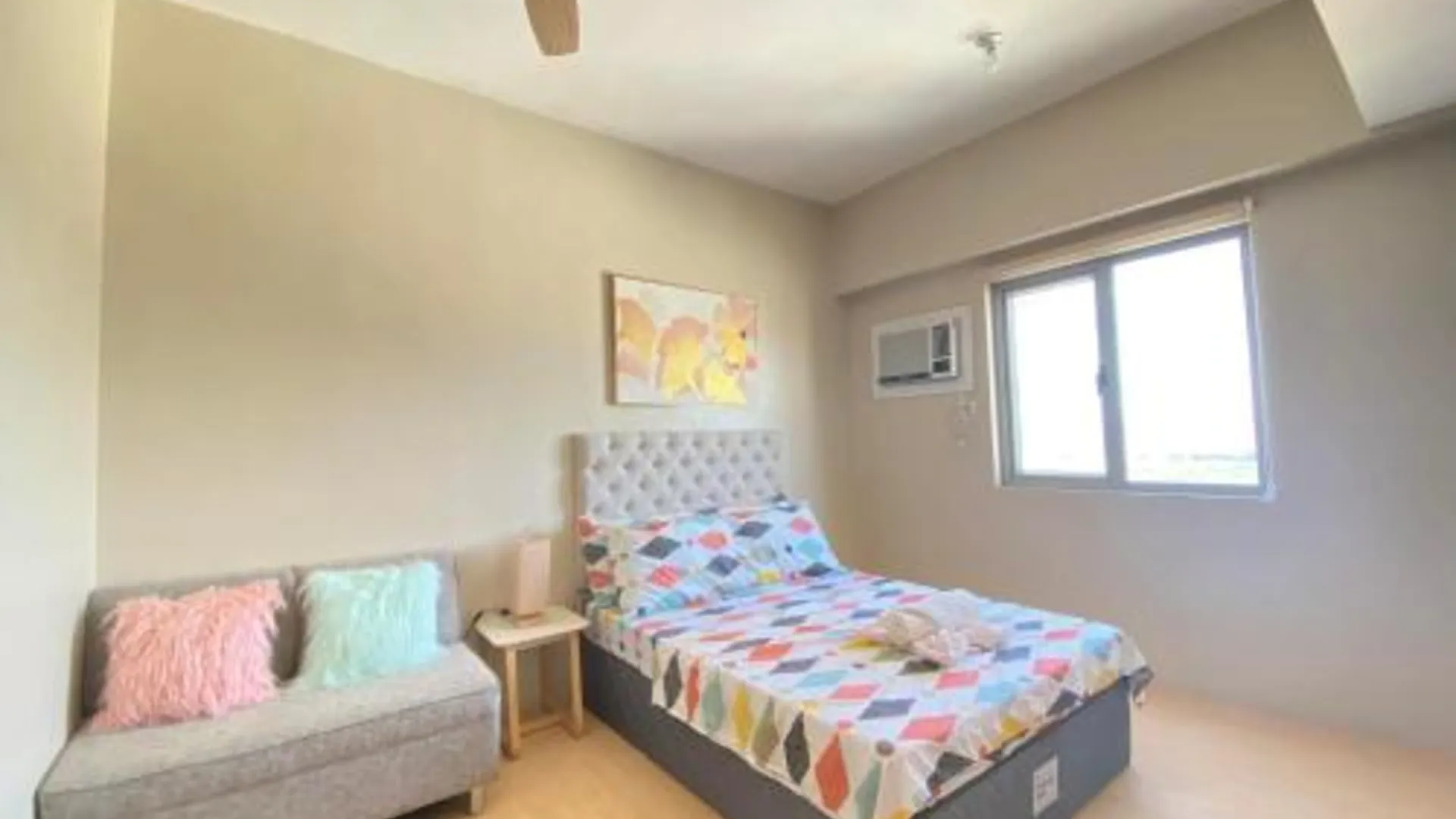 세부 Sunvida Condo across SM City Cebu w/ WIFI and View 3성급 싱글룸 스위트룸