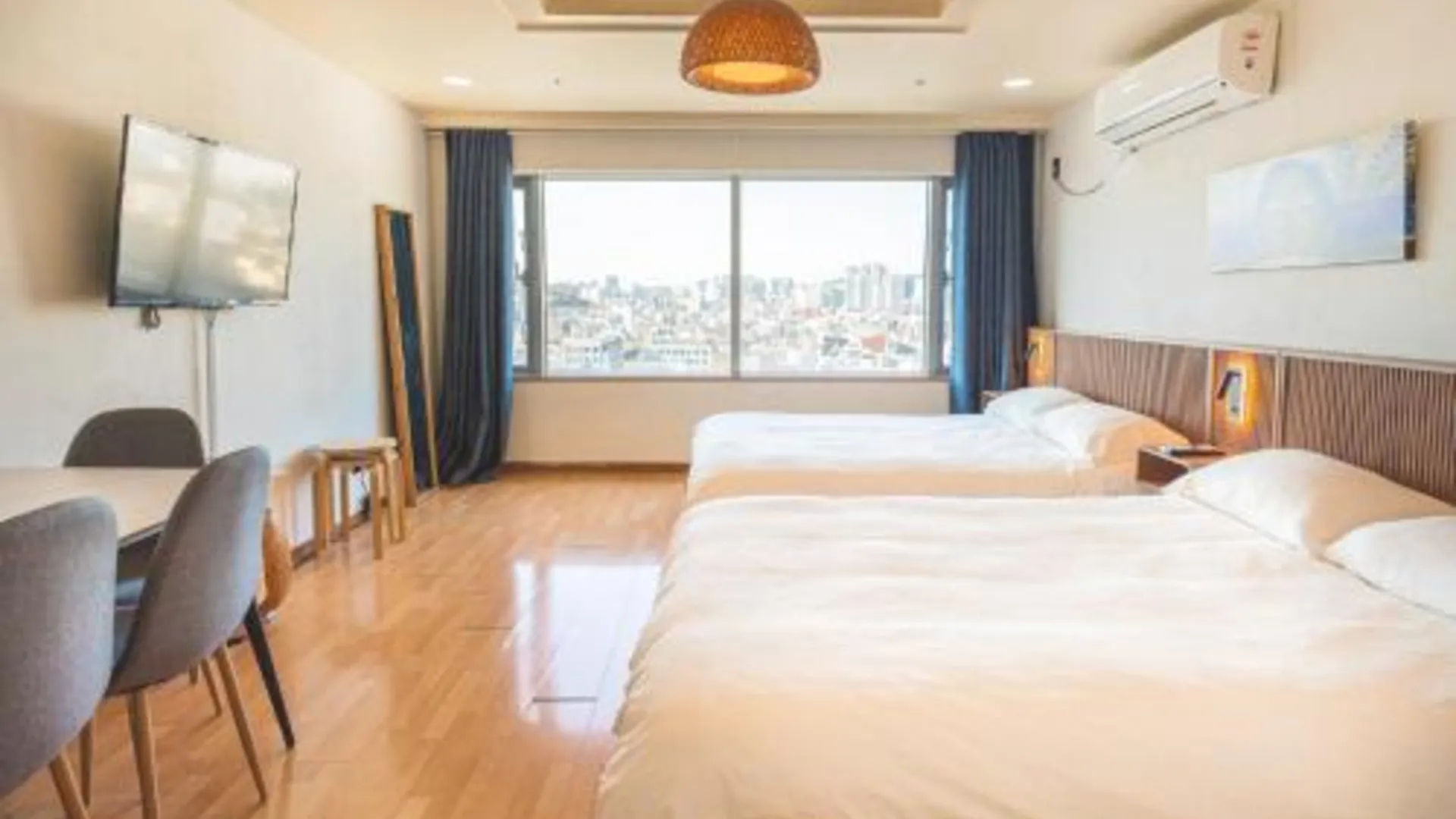 서울 모모호 홍대  3성급 게스트하우스 스위트룸