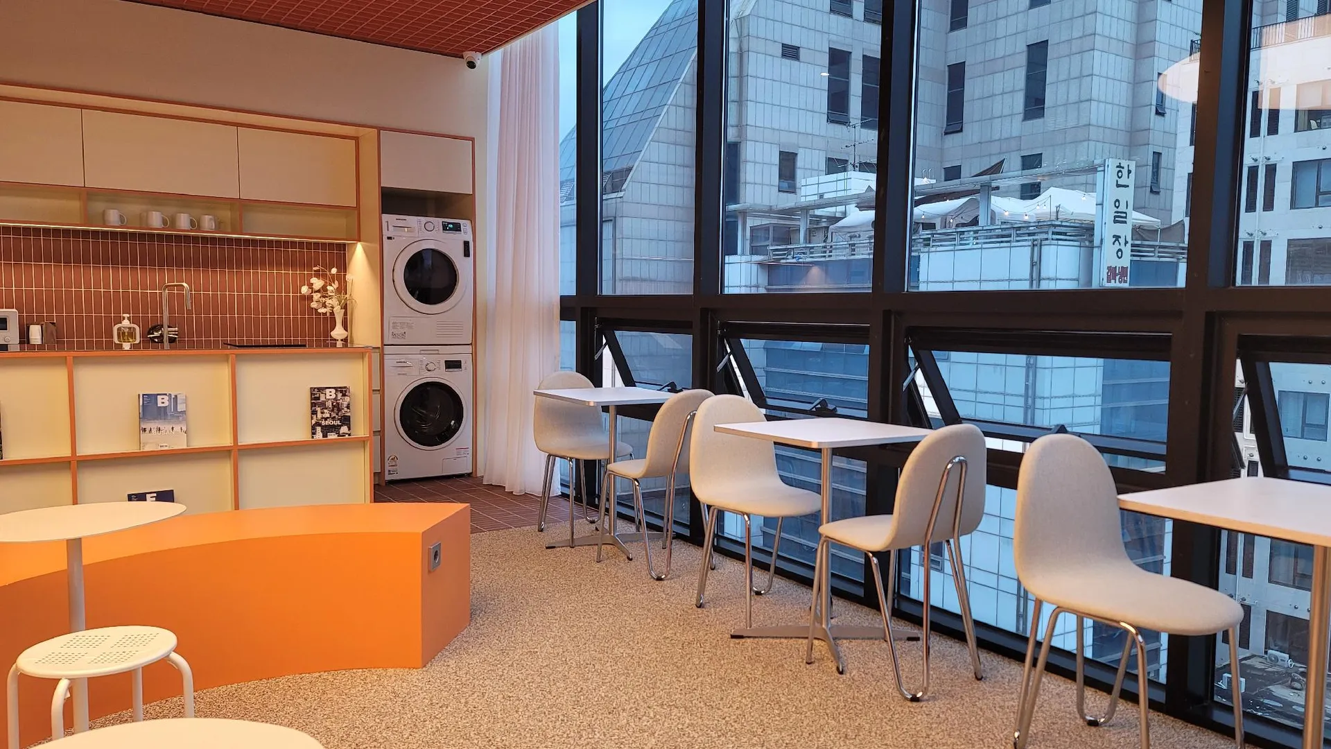 서울 더 익스테이 라운지 종로 호텔 외관