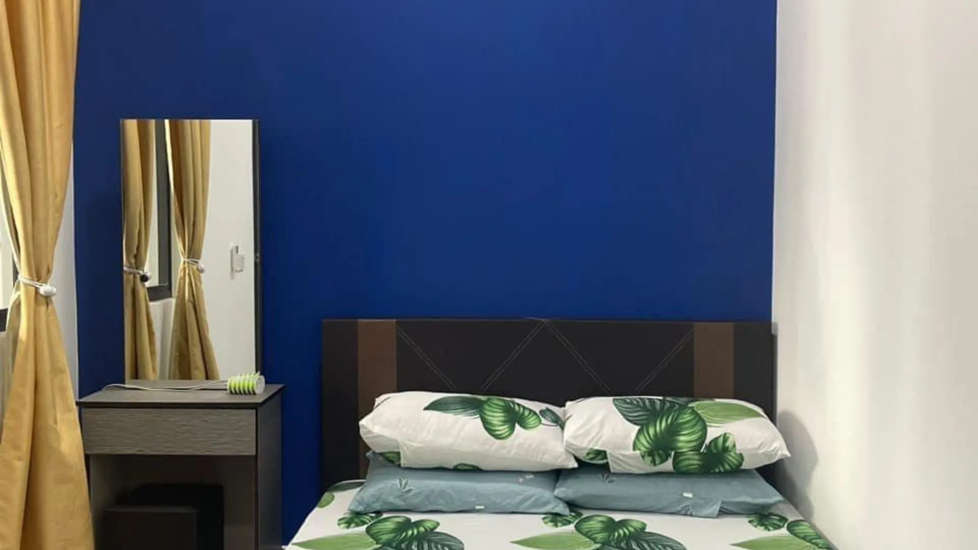 데사루 반다르 페나와르의 프라이빗 하우스 (2450m², 침실 4개, 프라이빗 욕실 3개) 4성급 게스트하우스 전망