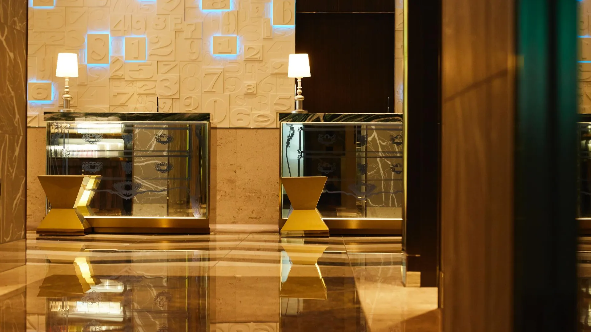 오사카 더 로얄 파크 캔버스 오사카 기타하마 4성급 호텔 수영장