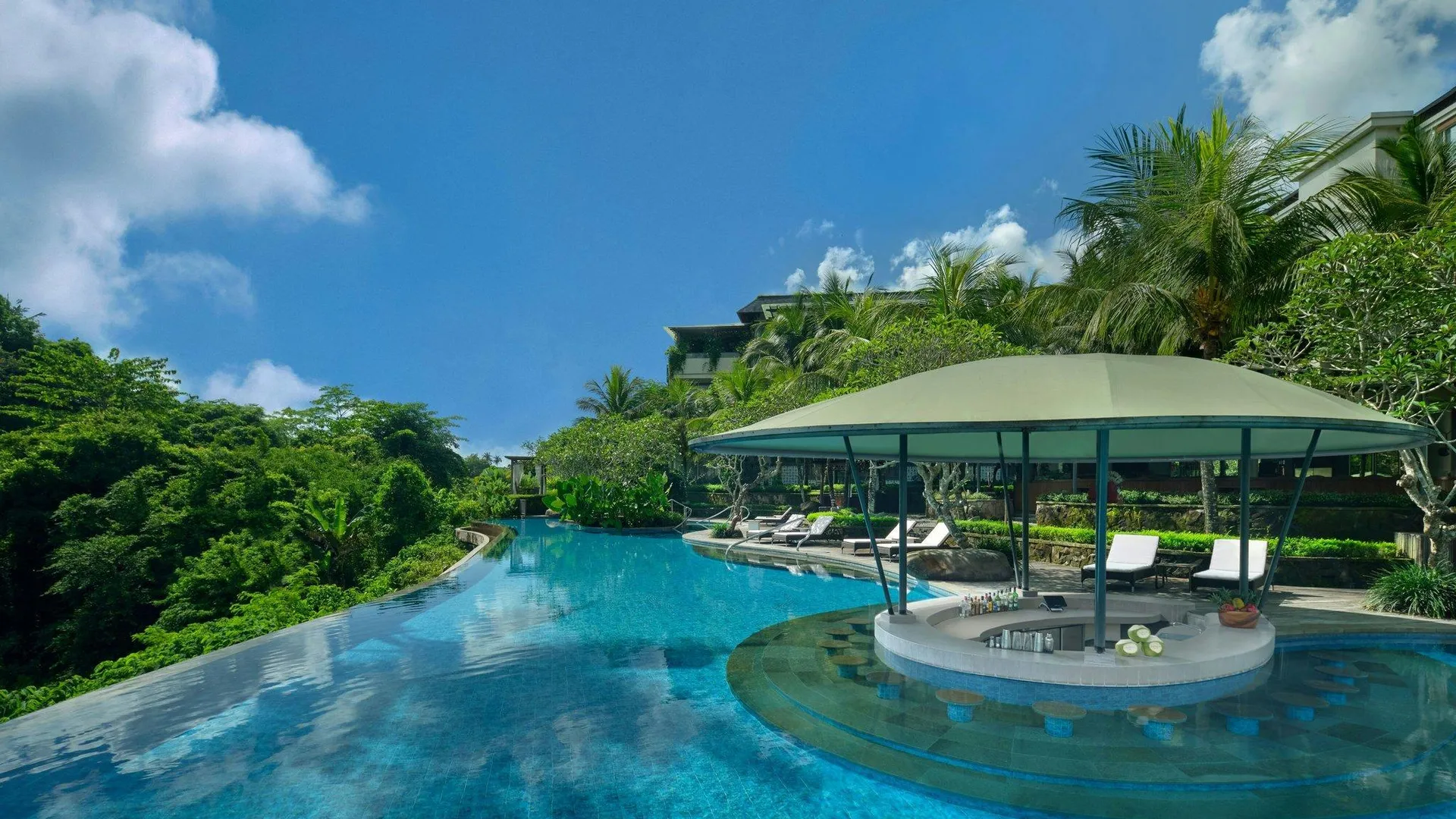 발리 더 웨스틴 리조트 앤 스파 우붓, 발리 5성급 호텔 외관