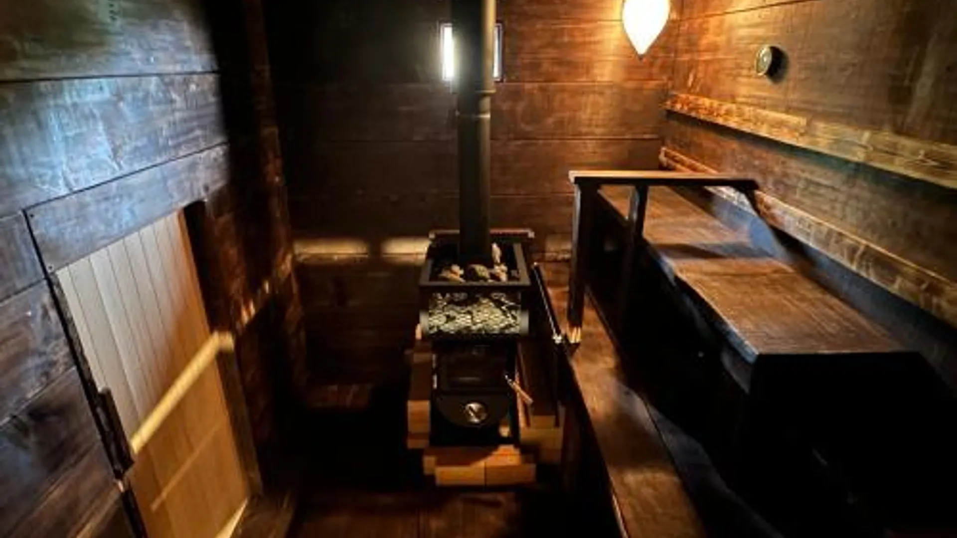 고베 淡路島 サウナ宿たんざ 5성급 호텔 레스토랑