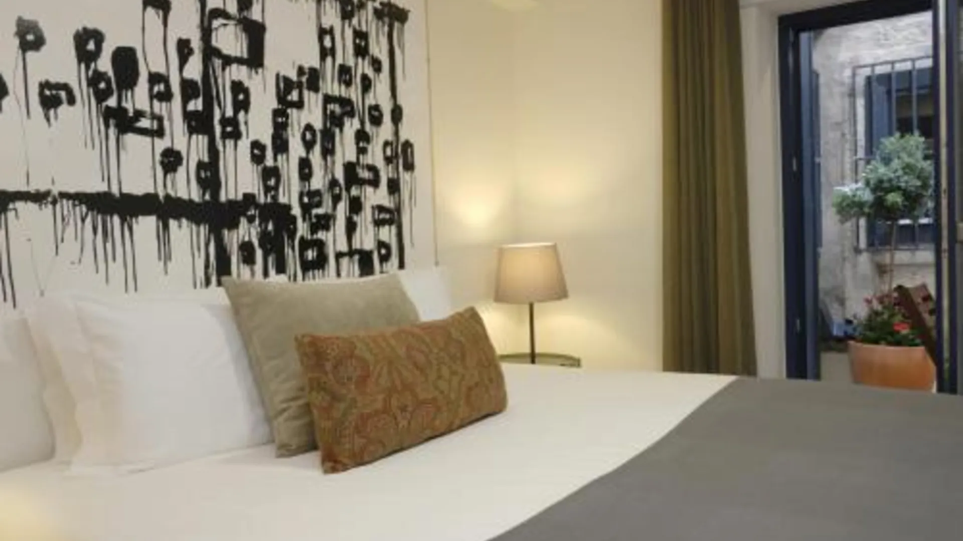 포르투 Oporto Wall Apartments 3성급 게스트하우스 스위트룸