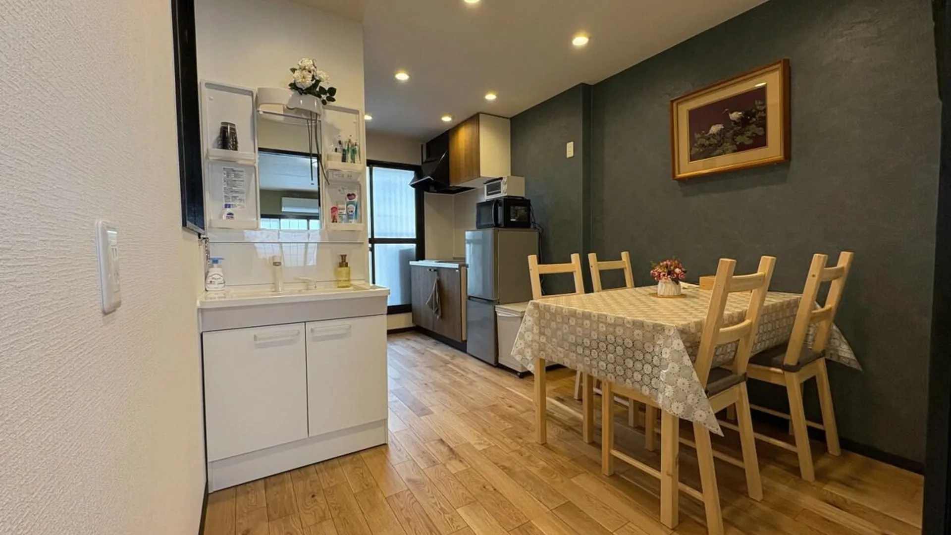 오사카 니시나리의 프라이빗 하우스 (50m², 침실 1개, 프라이빗 욕실 1개) 3성급 게스트하우스 로비