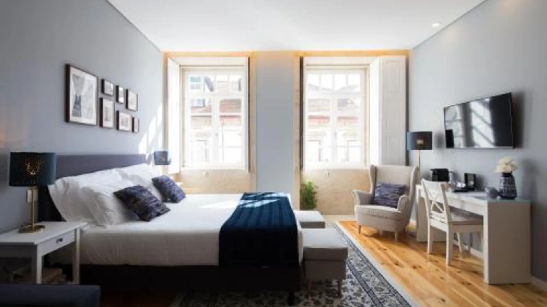 포르투 비르투지스 시티 로프트 4성급 게스트하우스 스위트룸