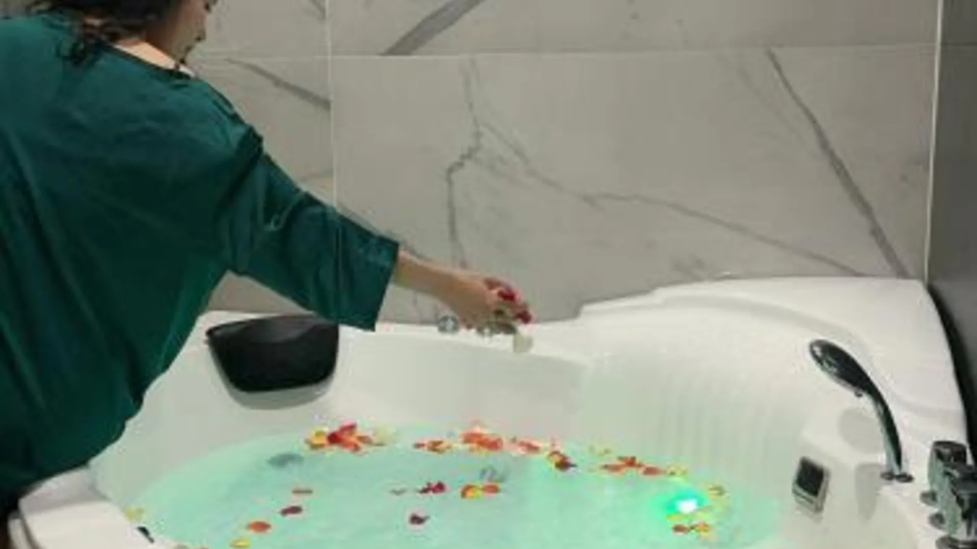 호치민 에덴 호텔 1성급 호텔 수영장