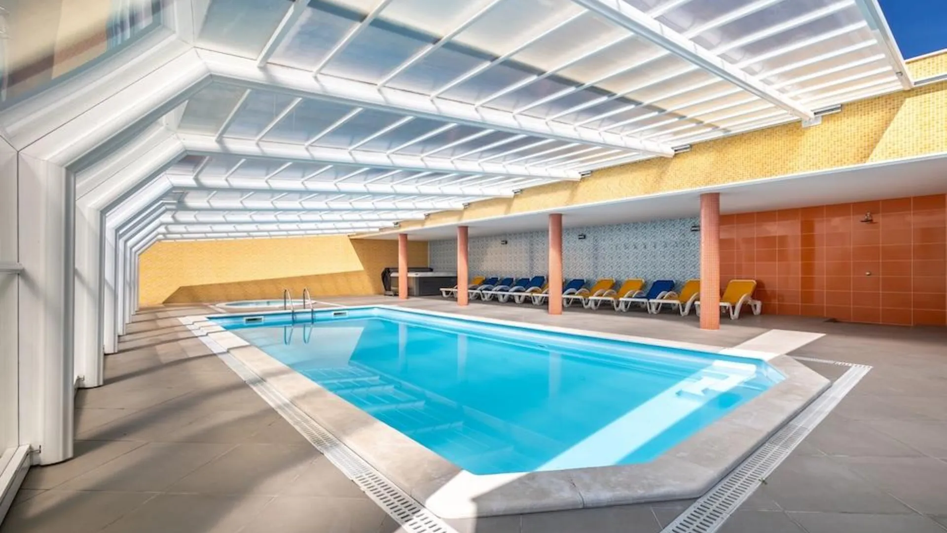 레이리아 Hotel Colmeia 3성급 호텔 레스토랑