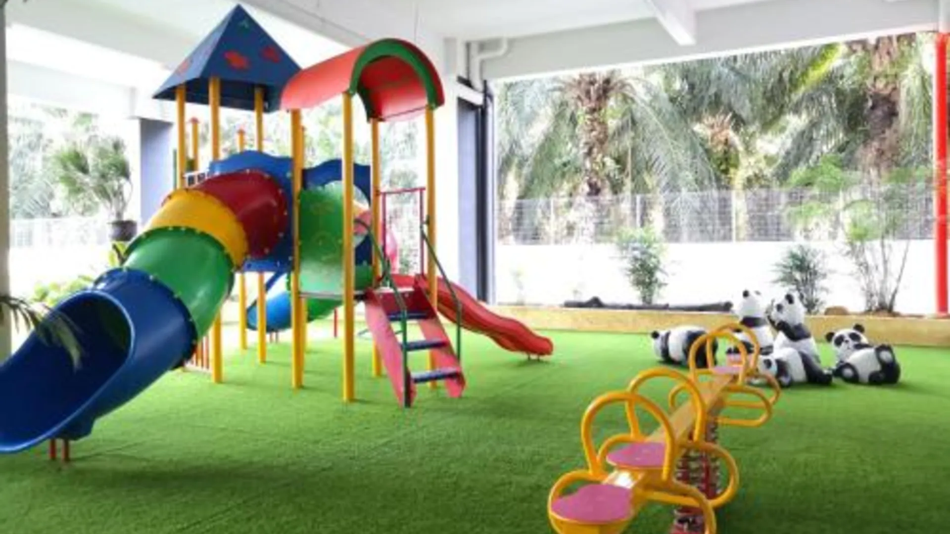 세리 만중 세리 만중의 아파트먼트 (1500m², 침실 3개, 프라이빗 욕실 2개) 4성급 게스트하우스 수영장