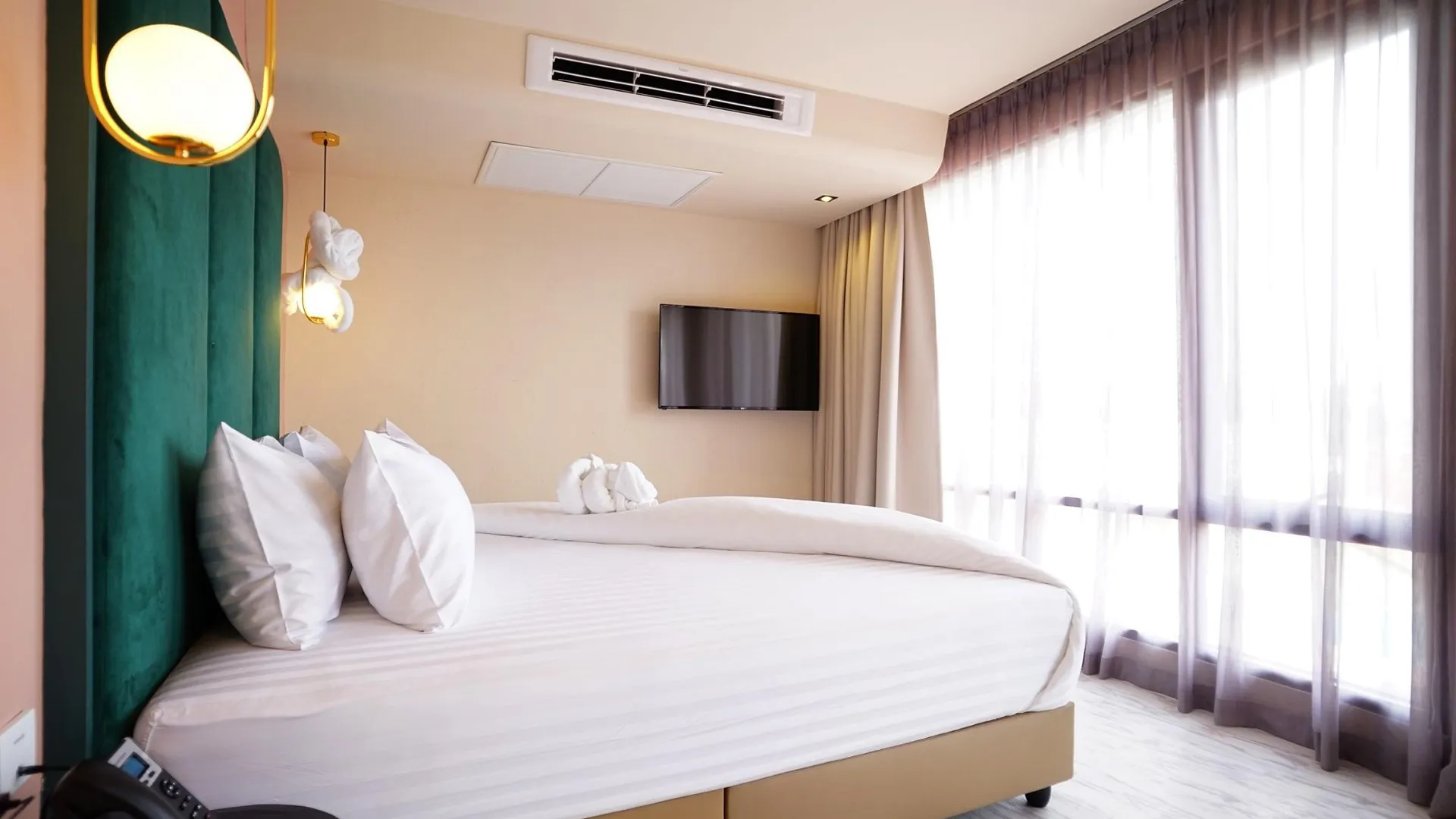 방콕 4 몽키스 호텔 3성급 호텔 스위트룸