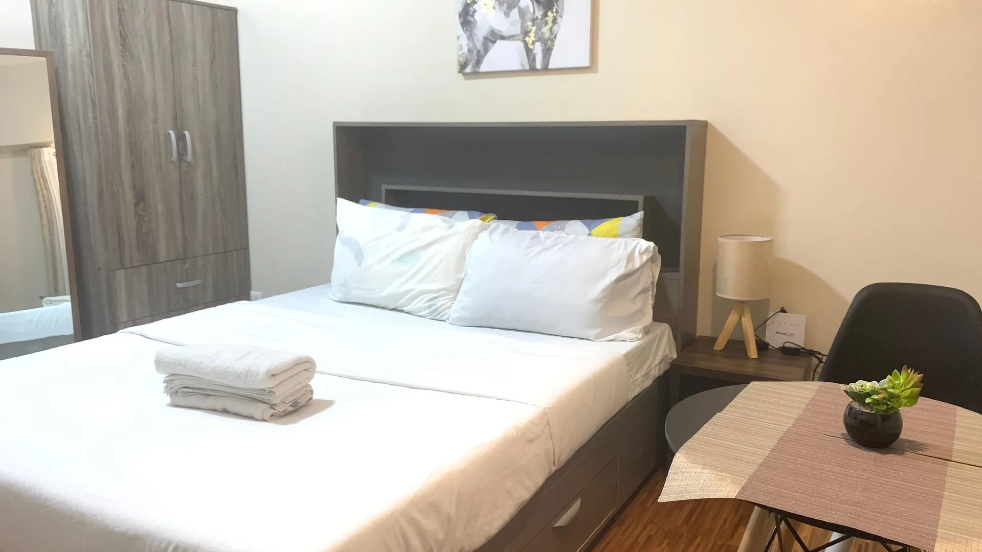 세부 라푸라푸 시티의 스튜디오 아파트먼트 (22m², 프라이빗 욕실 1개) 2성급 싱글룸 스위트룸