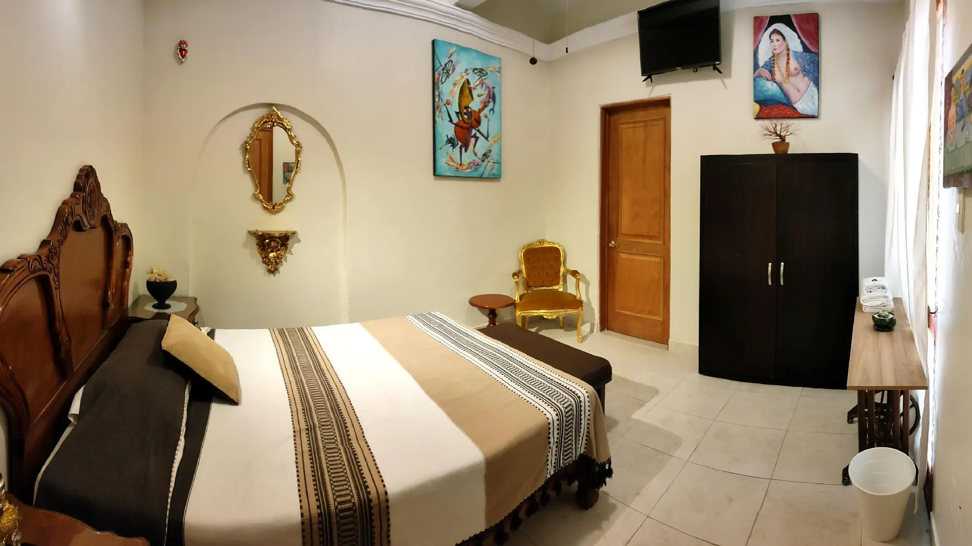 오악사카 Capital O Hotel Patio Pombo 2성급 호텔 스위트룸