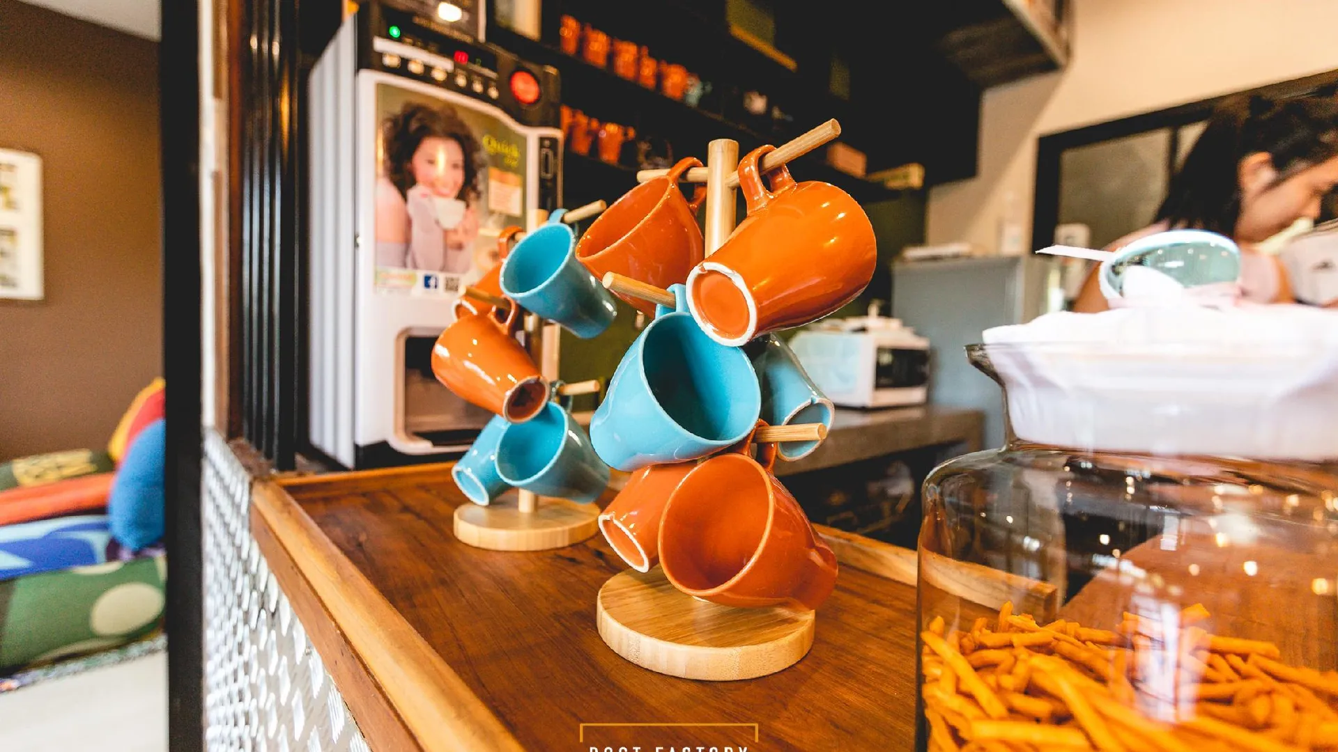 방콕 포스트 팩토리 비앤비 호스텔 2성급 호텔 스위트룸