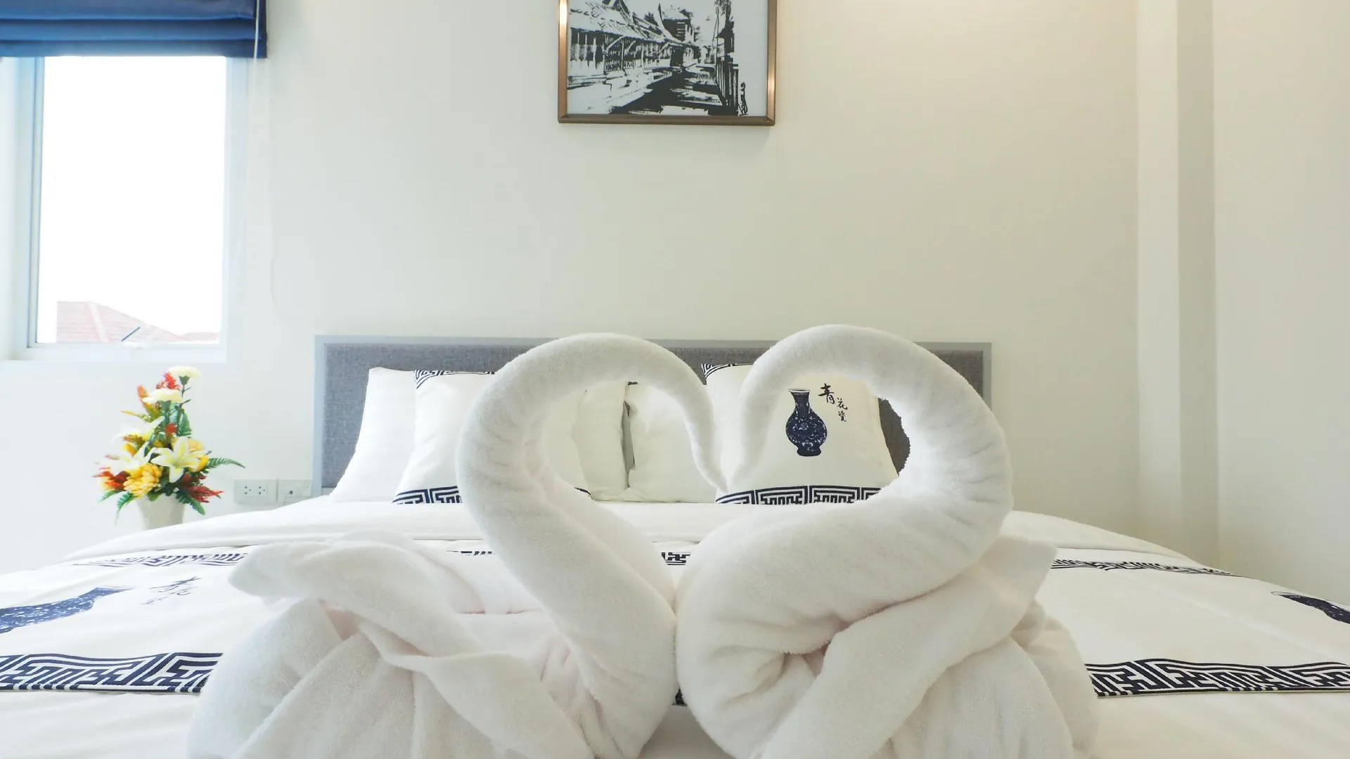 방콕 아이케어 레지던스 앤 호텔 3성급 호텔 스위트룸