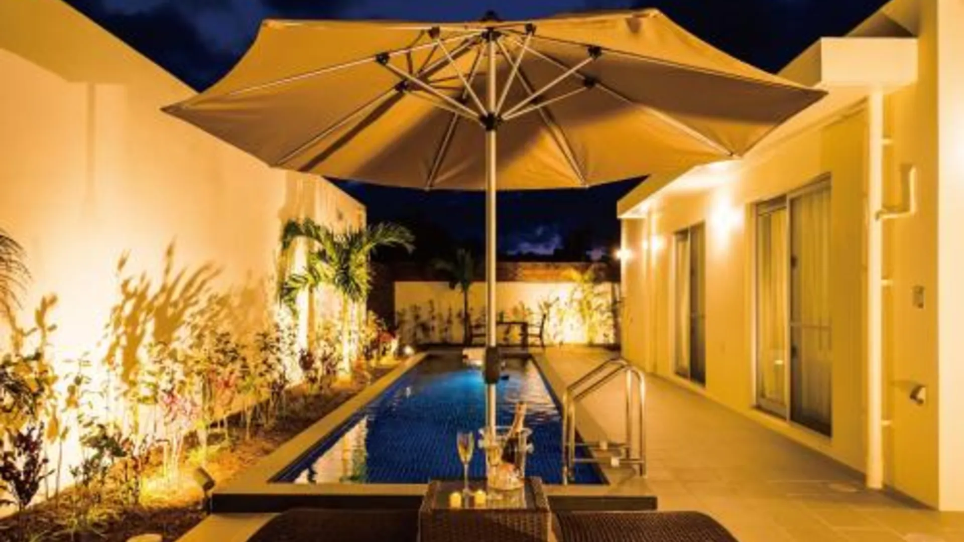 오키나와 본섬 풀 빌라 이마도마리 바이 콜디오 프리미엄 오키나와 본섬 3성급 호텔 로비