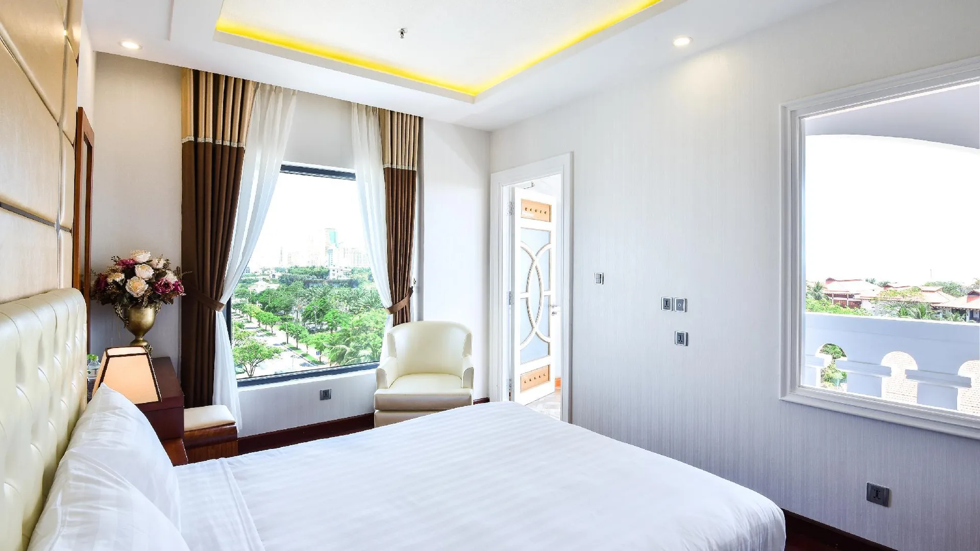 다낭 호아하이의 아파트먼트 (1400m², 침실 3개, 프라이빗 욕실 3개) 5성급 싱글룸 전망