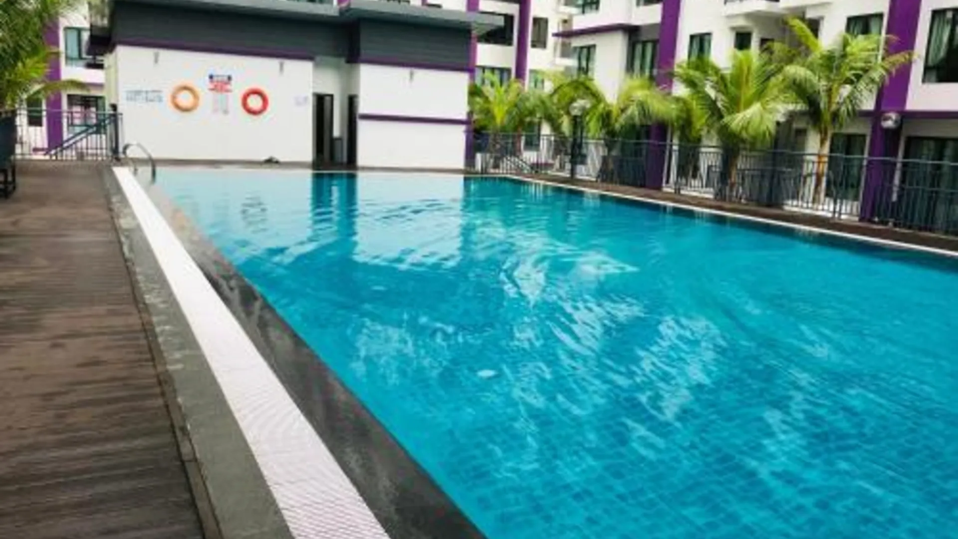 말라카 아에르 크로의 아파트먼트 (900m², 침실 3개, 프라이빗 욕실 2개) 4성급 게스트하우스 외관