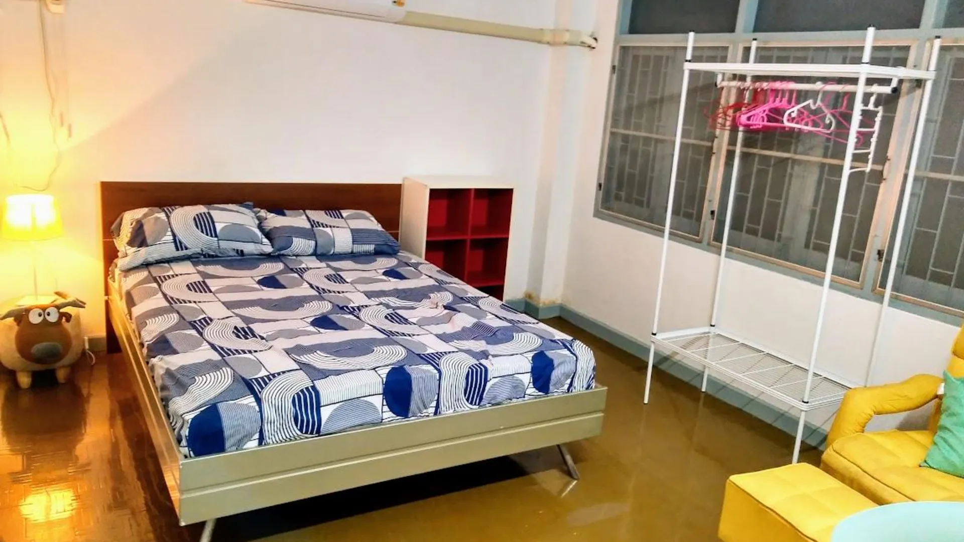 방콕 카오산의 프라이빗 하우스 (m², 침실 1개, 프라이빗 욕실 3개) 2성급 게스트하우스 객실