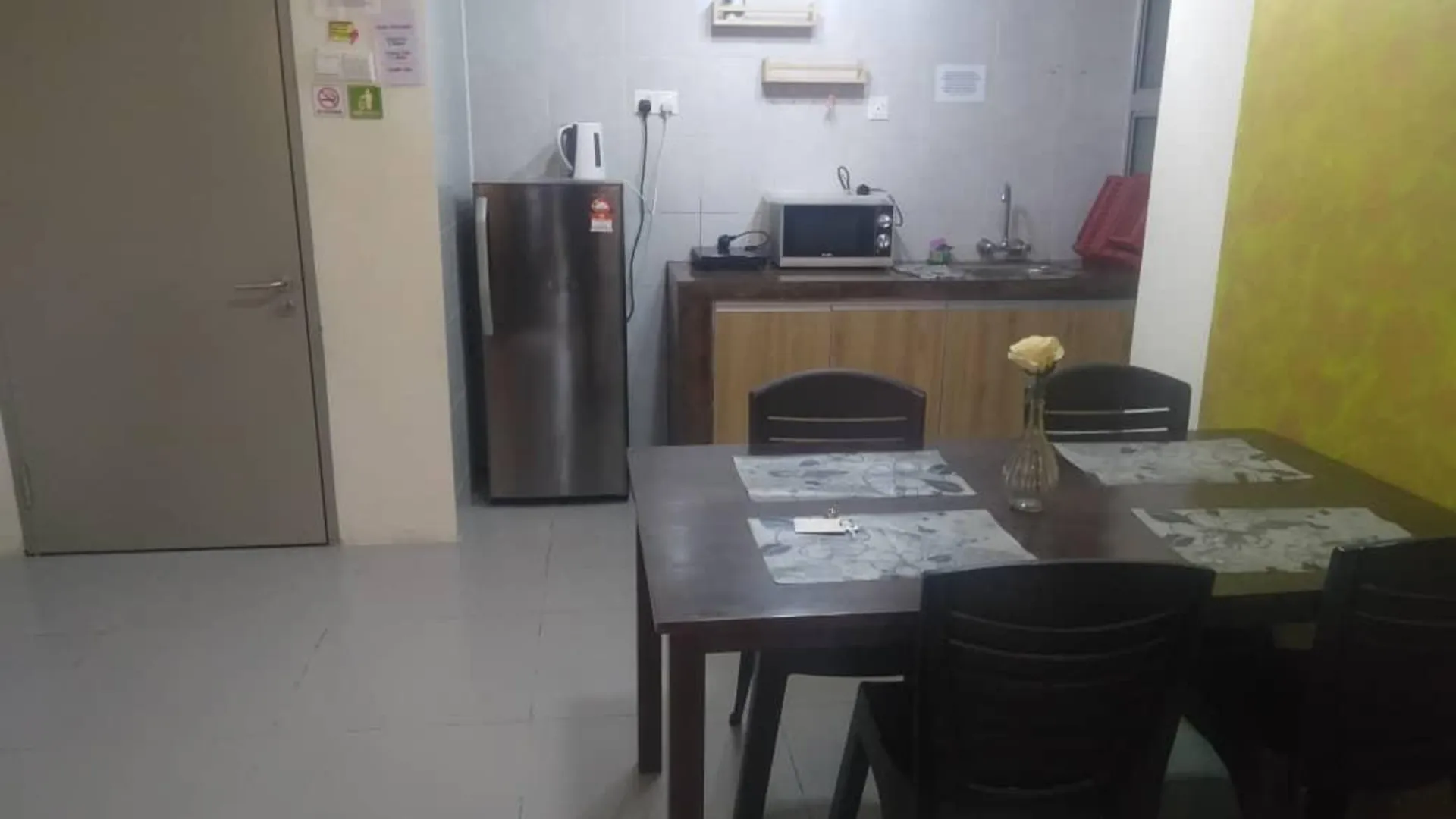 카메론 하일랜즈 타나 라타의 프라이빗 하우스 (823m², 침실 2개, 프라이빗 욕실 2개) 3성급 싱글룸 레스토랑