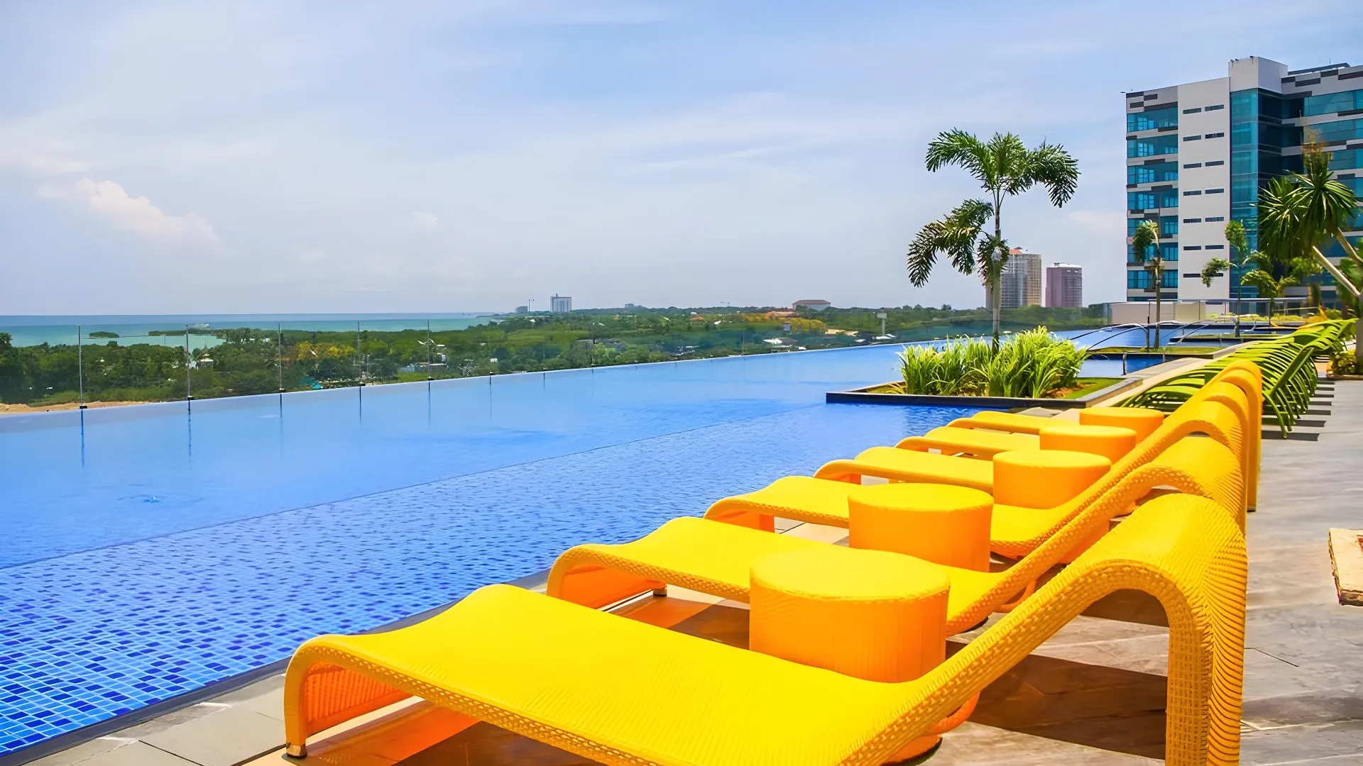 세부 막탄 뉴타운 스페이셔스 콘도 위드 풀 에어포트 근처 5성급 싱글룸 부대시설