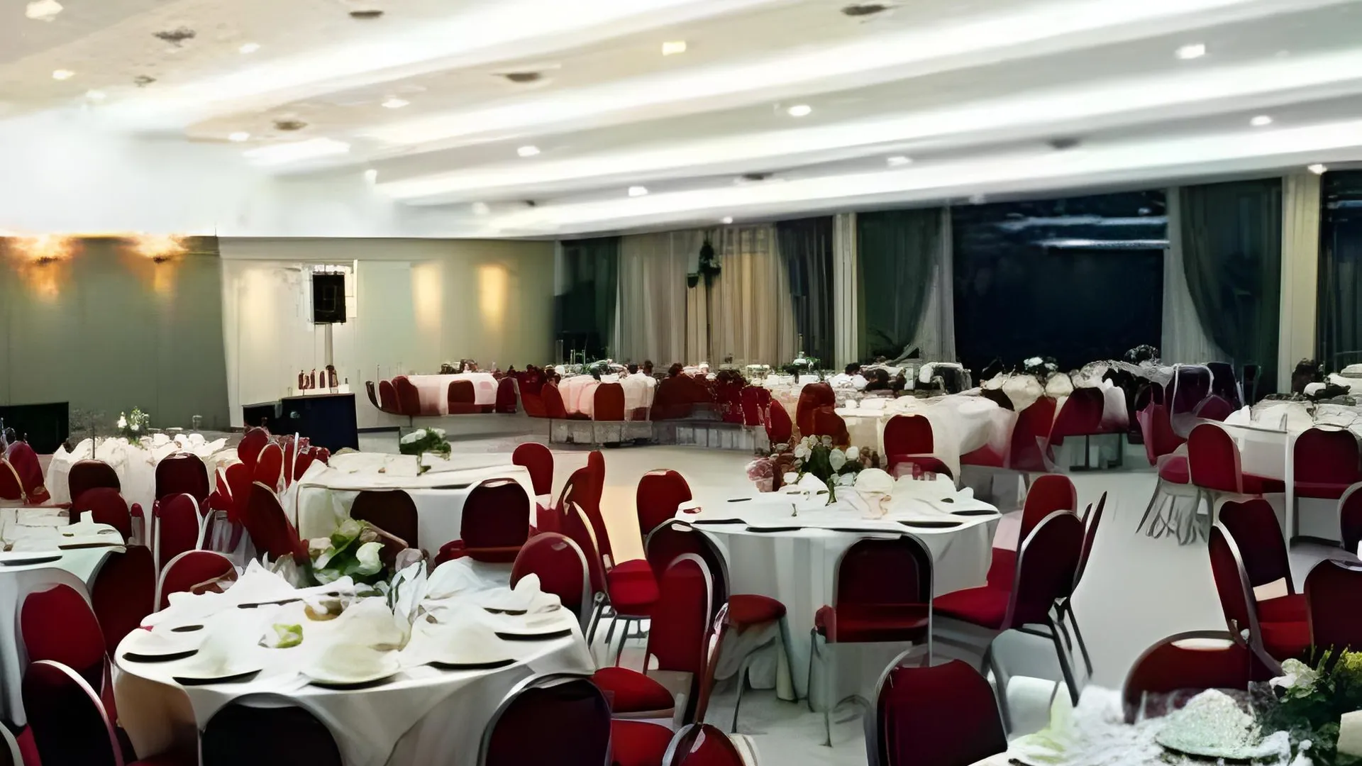 투쿠만 Garden Park Hotel 4성급 호텔 전망