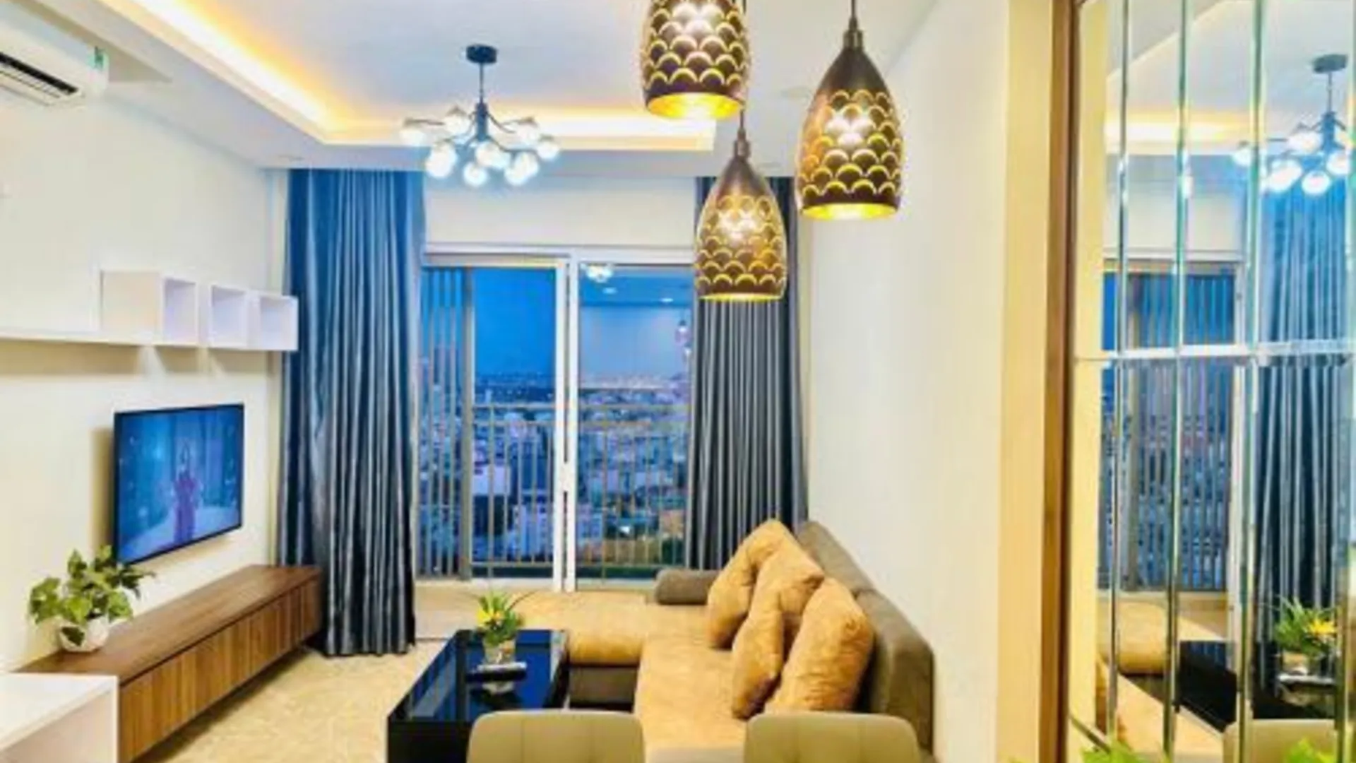 호치민 유어홈즈 선라이즈시티뷰 군 7 4성급 게스트하우스 스위트룸