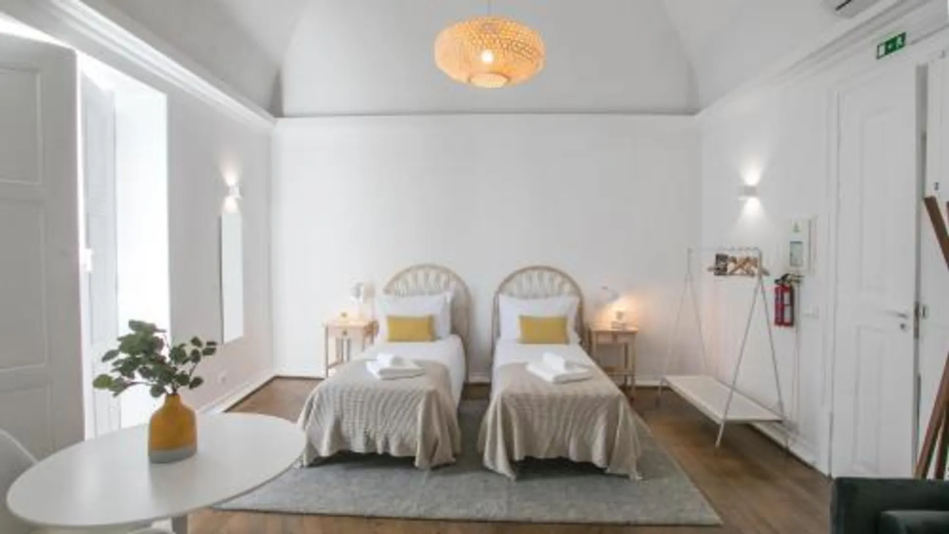 에보라 Casa Soure Suites and Apartments 4성급 호텔 스위트룸