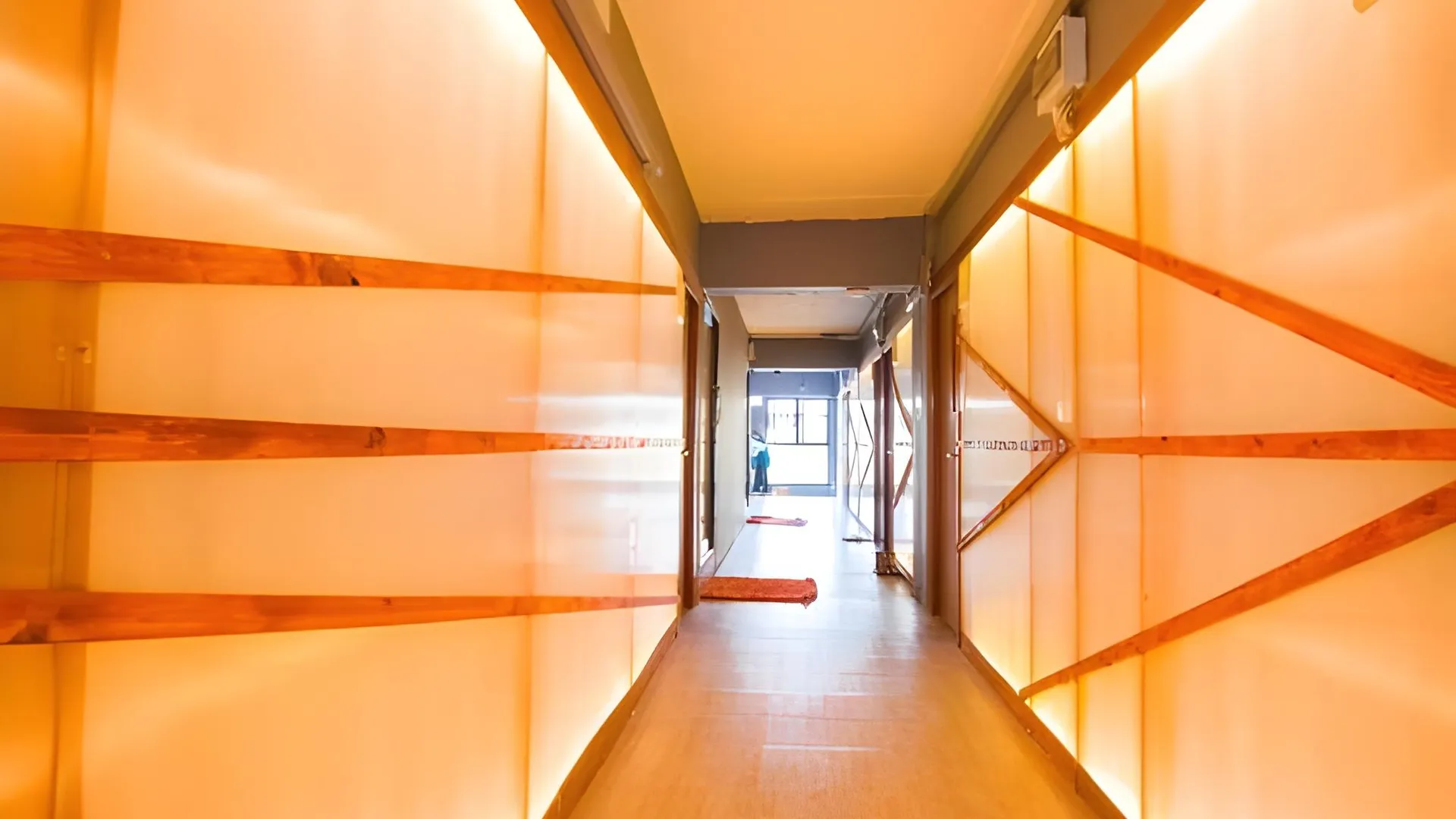 방콕 글러 센트럴 빠뚜남 2성급 호텔 스위트룸