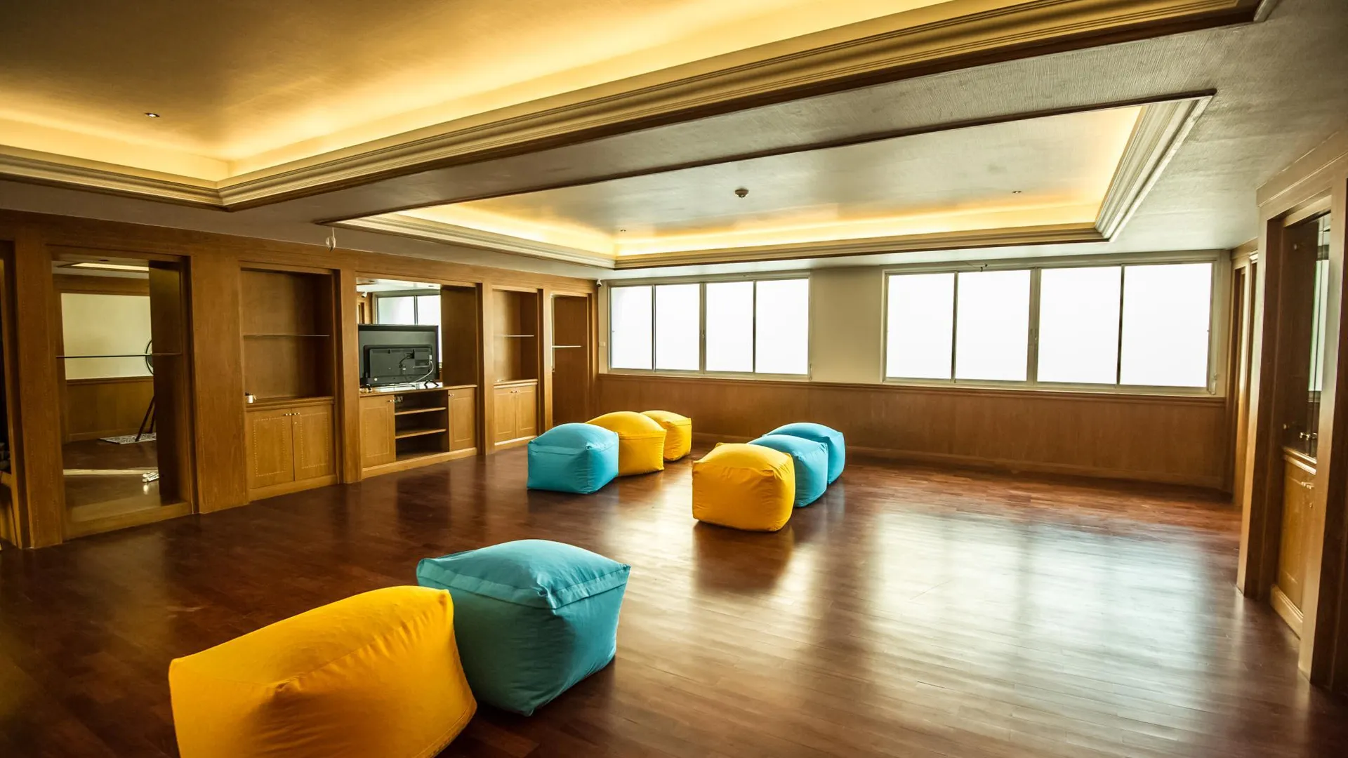 방콕 글러 센트럴 빠뚜남 2성급 호텔 객실