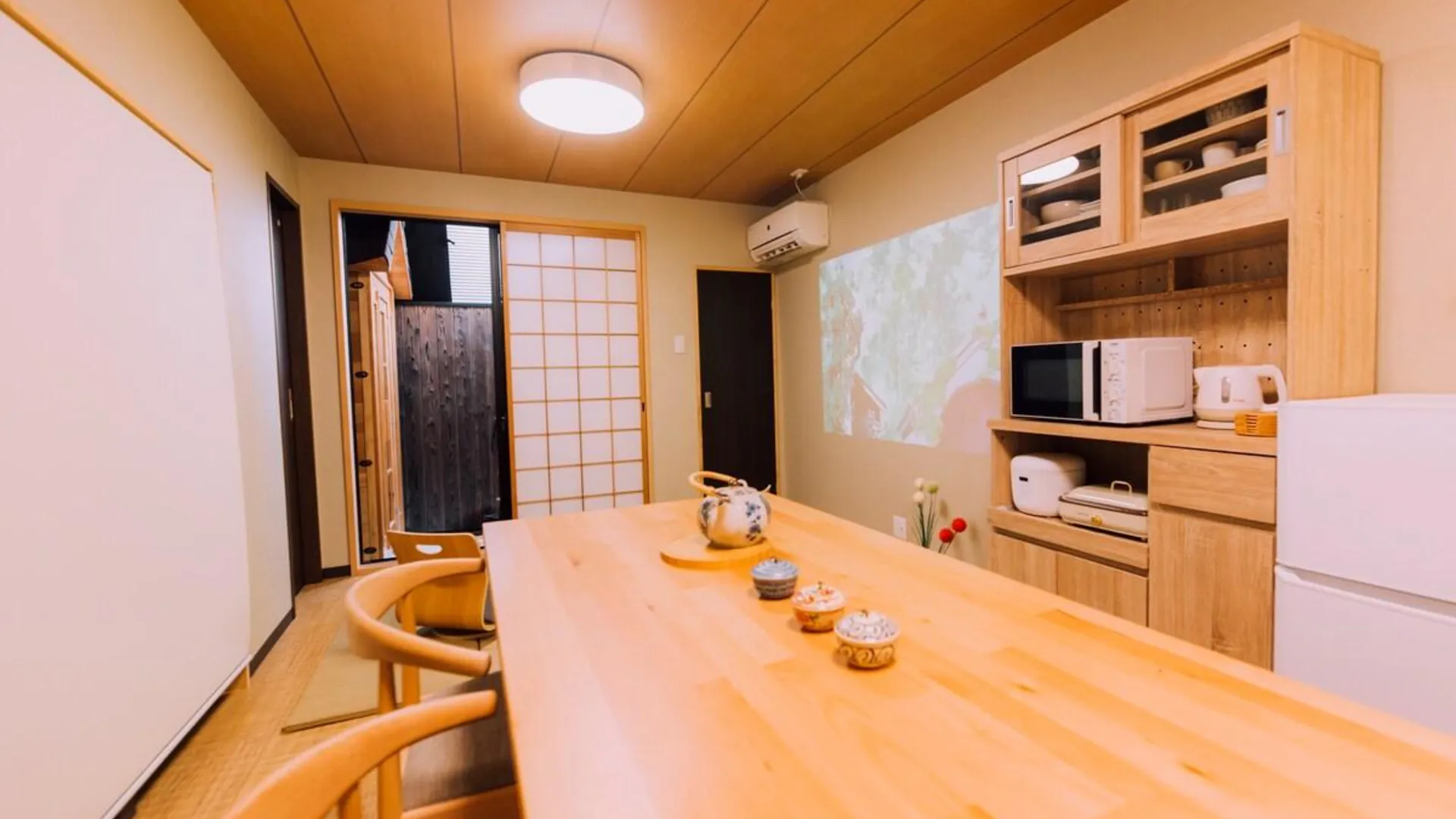 오사카 오사카의 프라이빗 하우스 (55m², 침실 2개, 프라이빗 욕실 1개) 3성급 게스트하우스 레스토랑