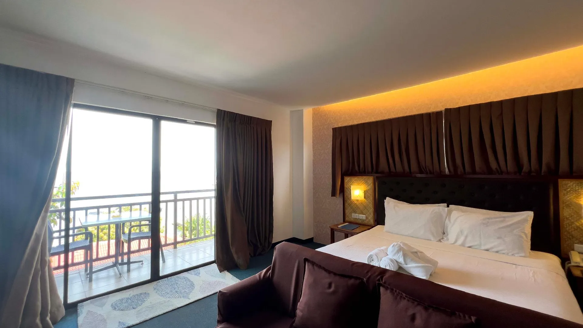 세부 아오조라 씨사이드 막탄 호텔 스위트룸