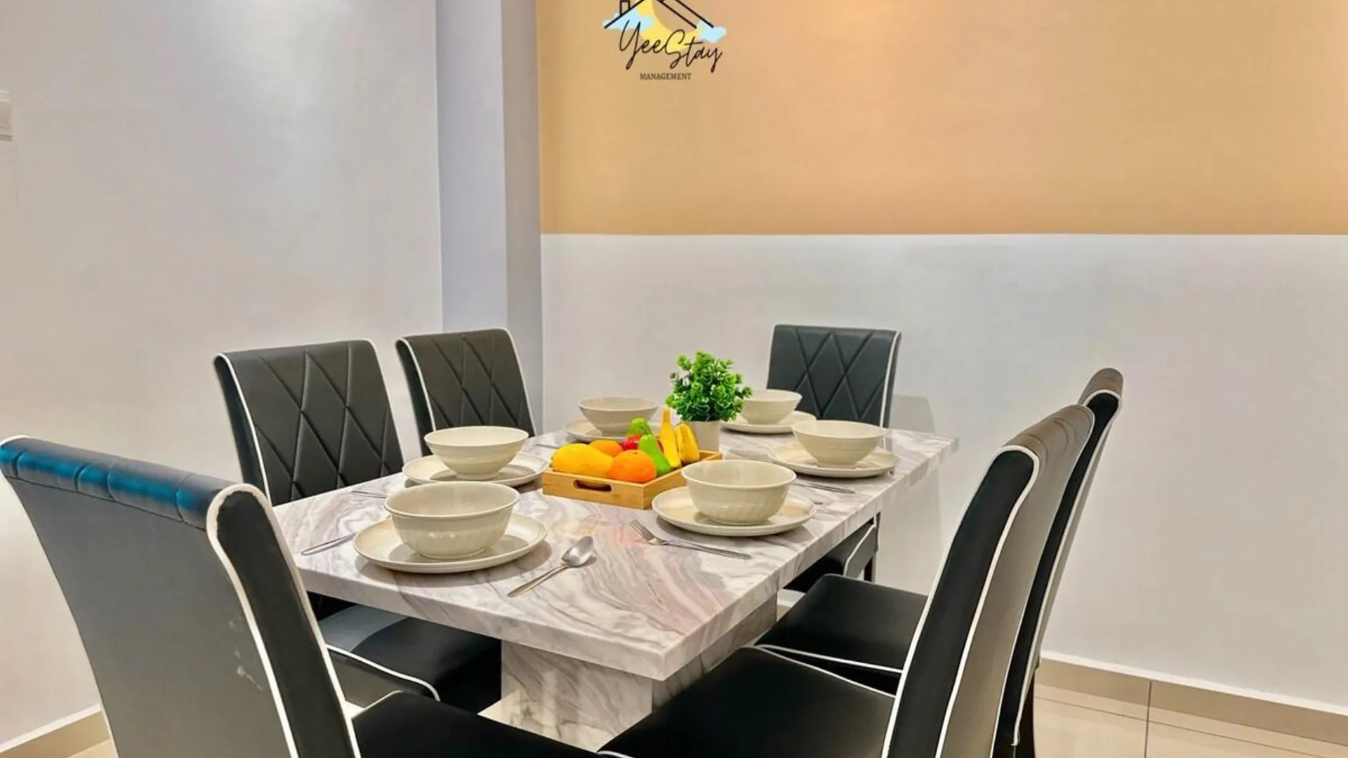 말라카 말라카 시내의 프라이빗 하우스 (m², 침실 4개, 프라이빗 욕실 2개) 2성급 게스트하우스 외관