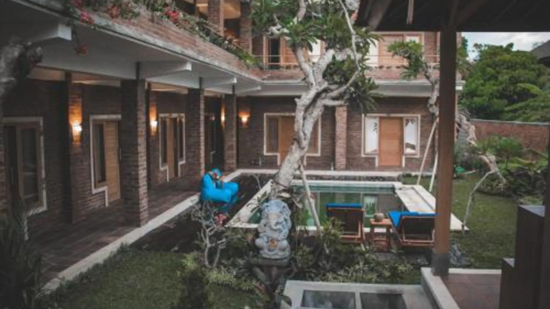 발리 The Govardhan Homestay 4성급 호텔 수영장