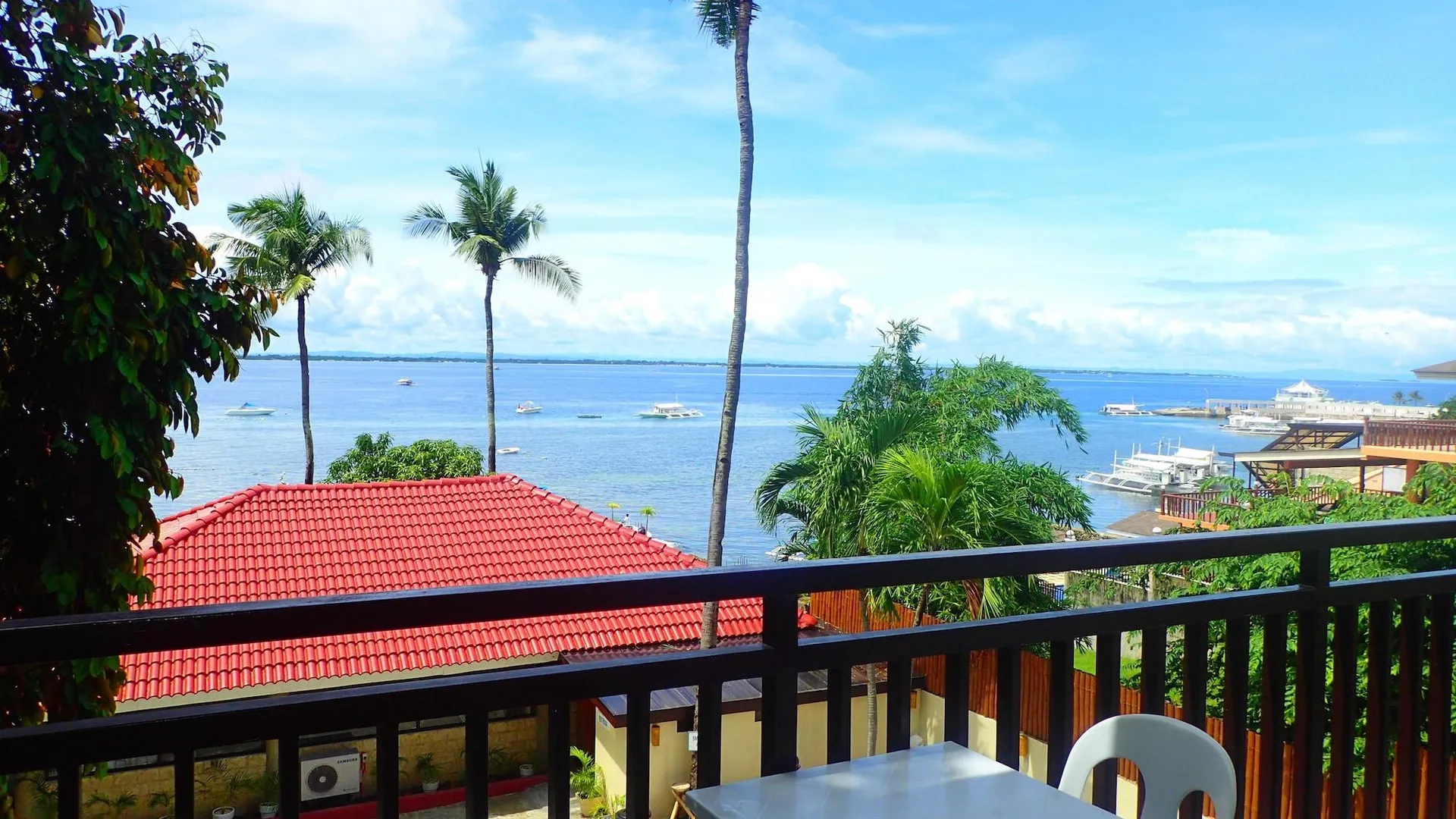 세부 아오조라 씨사이드 막탄 호텔 수영장