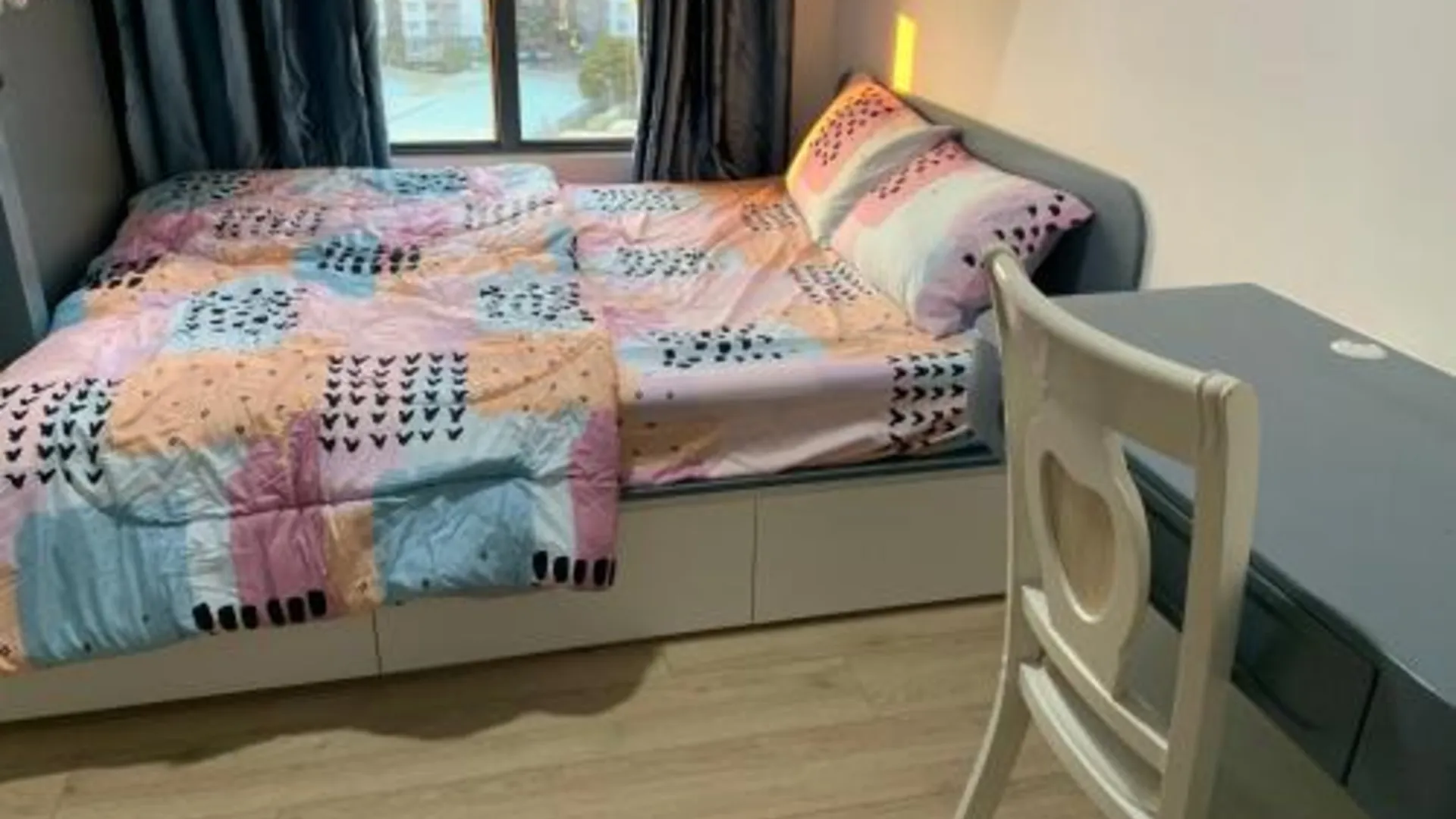 호치민 Căn hộ 1PN Emerald Tân Phú Aeon mall Full NT 2성급 싱글룸 전망