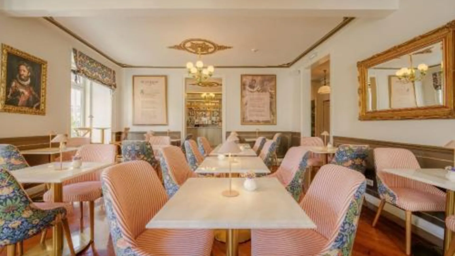 리스본 솔라르 두스 포에타스 3성급 호텔 외관