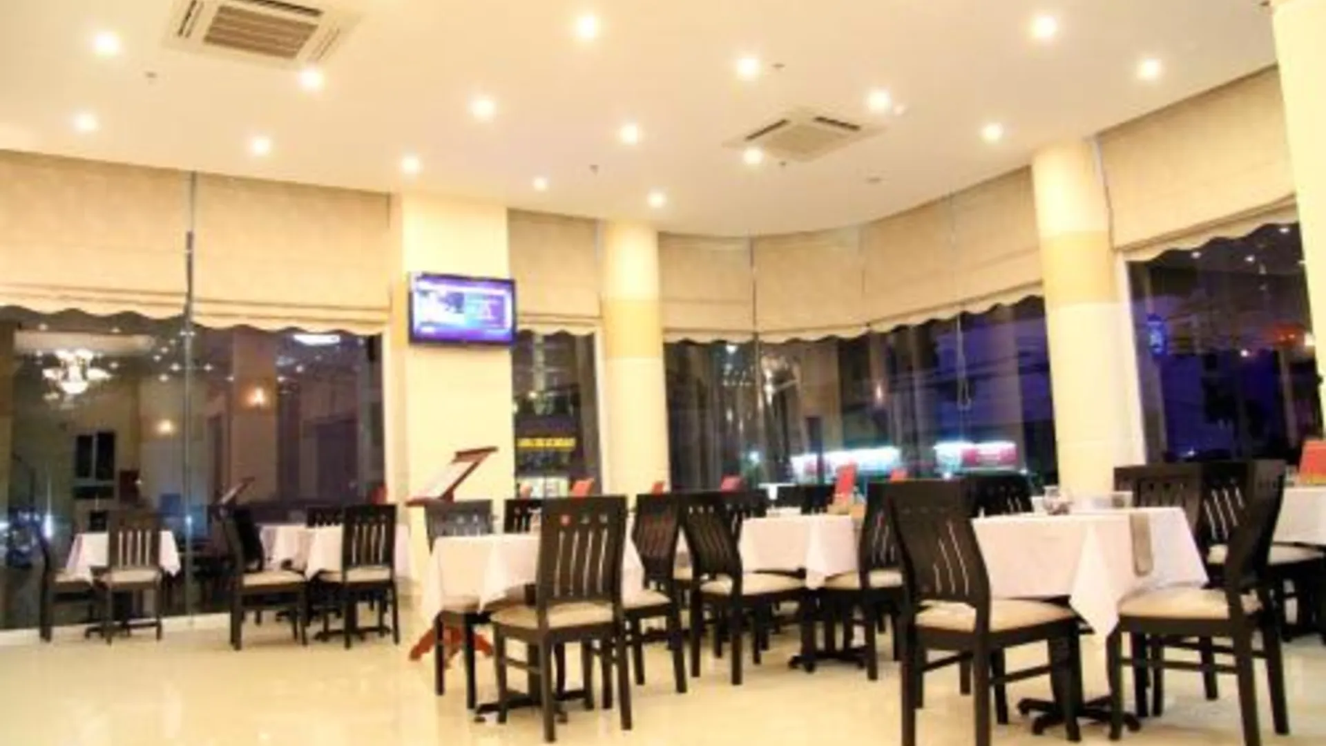 다낭 프린세스 호텔 다낭 3성급 호텔 외관